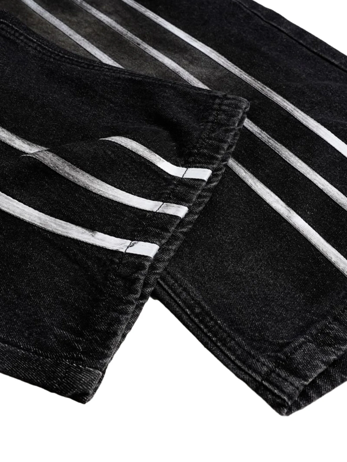 Street Stripe Dirty Dye Barrel Jeans