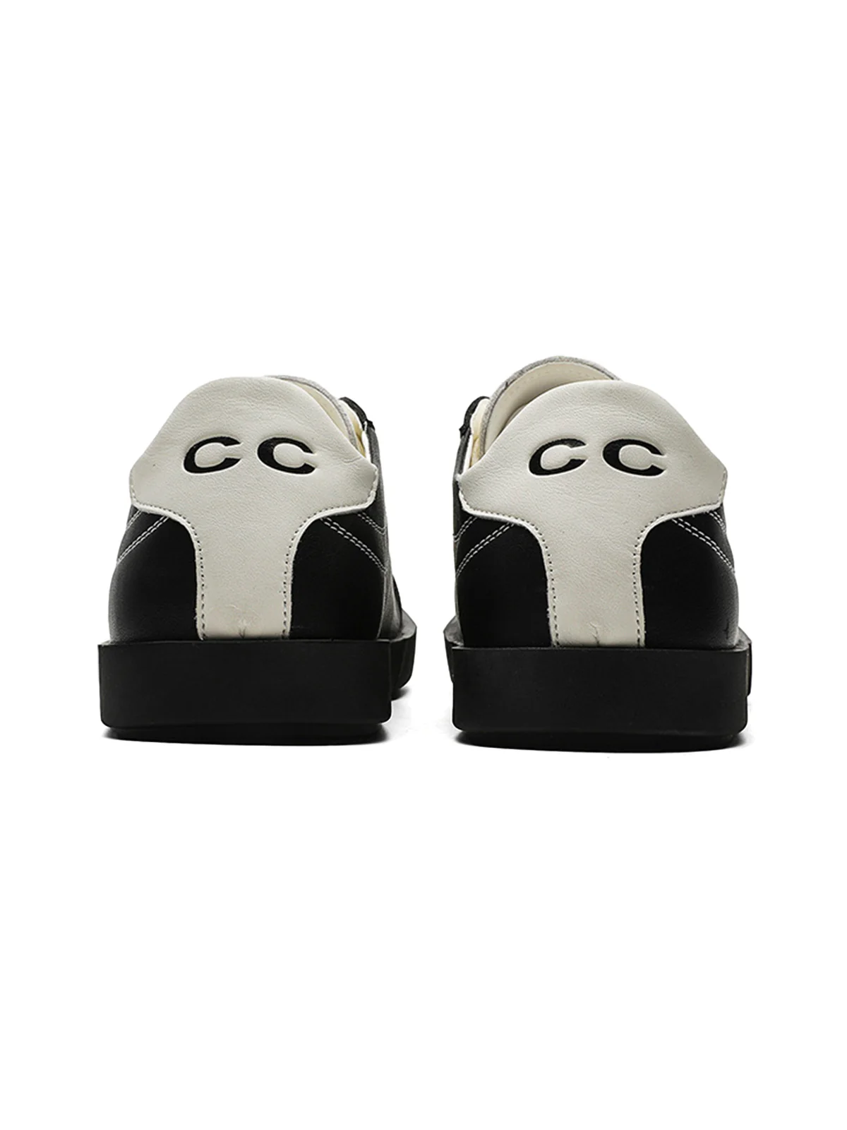 Classic Black Fluid Lines Leather Sneakers