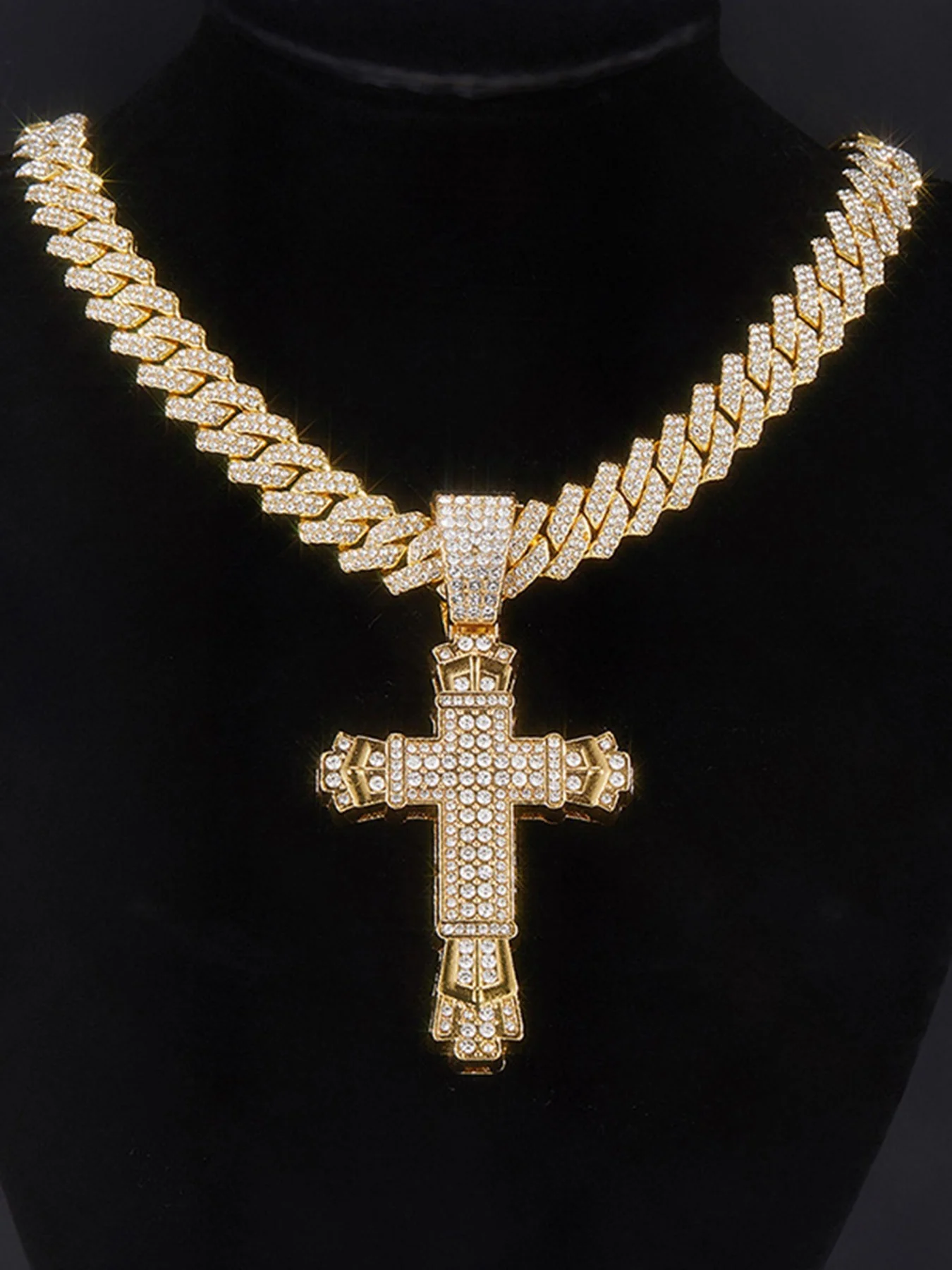 Thesupermade Diamond Cross Necklace - 1970