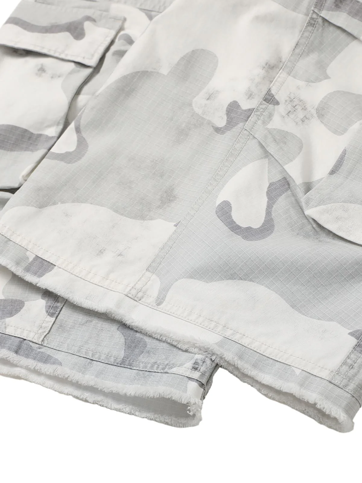 Camouflage Multi-Pocket Cargo Shorts