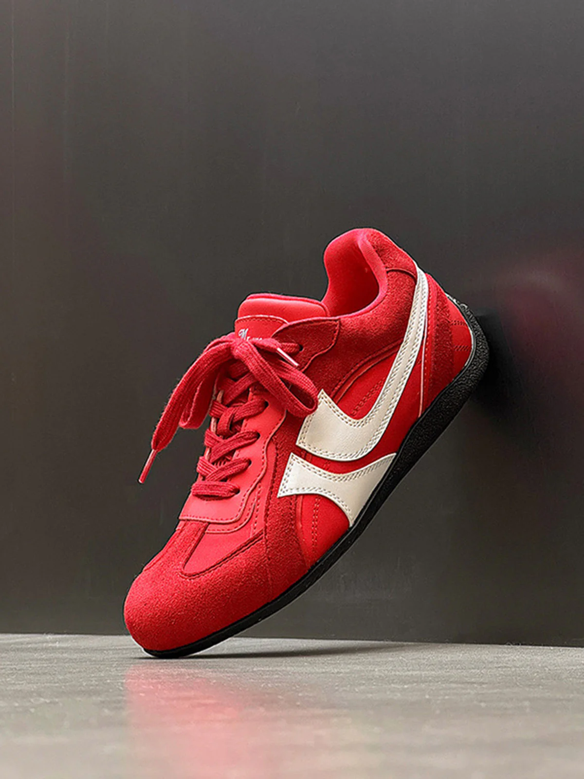 Classic Suede Low Top Sneakers