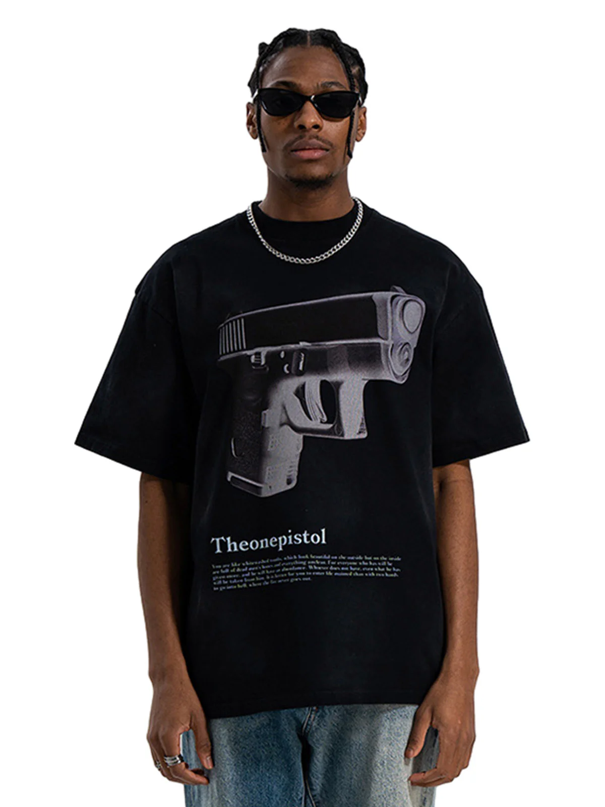 Graphic Gun Print T-Shirt - Bold Statement for Urban Style