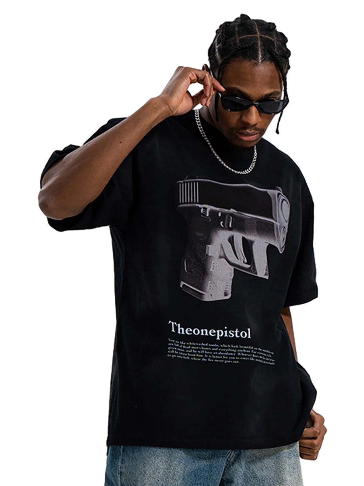 Graphic Gun Print T-Shirt - Bold Statement for Urban Style