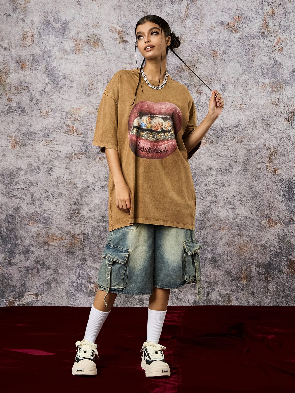 Artistic Lips Graphic T-Shirt