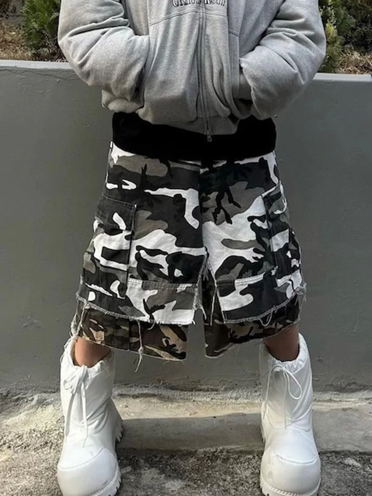 Retro Faux Two-Piece Whisker Camouflage Jorts - 2386