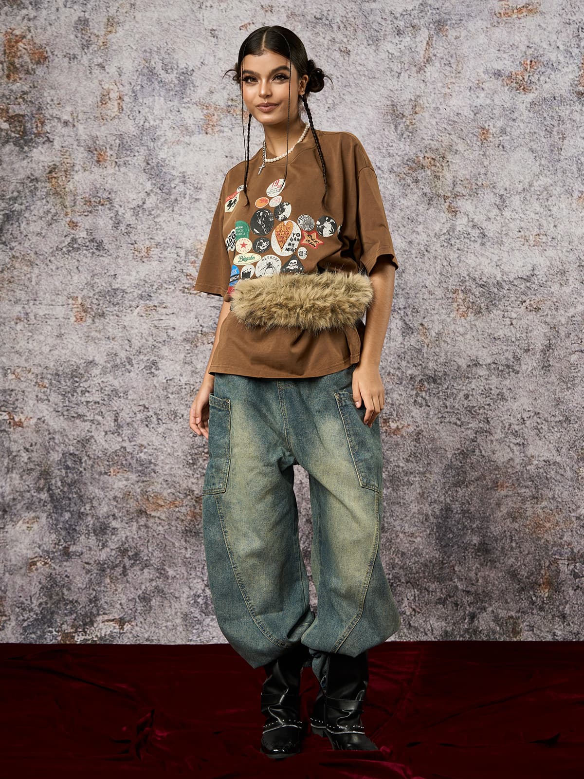 Badge Print Distressed Short Sleeve T-Shirt