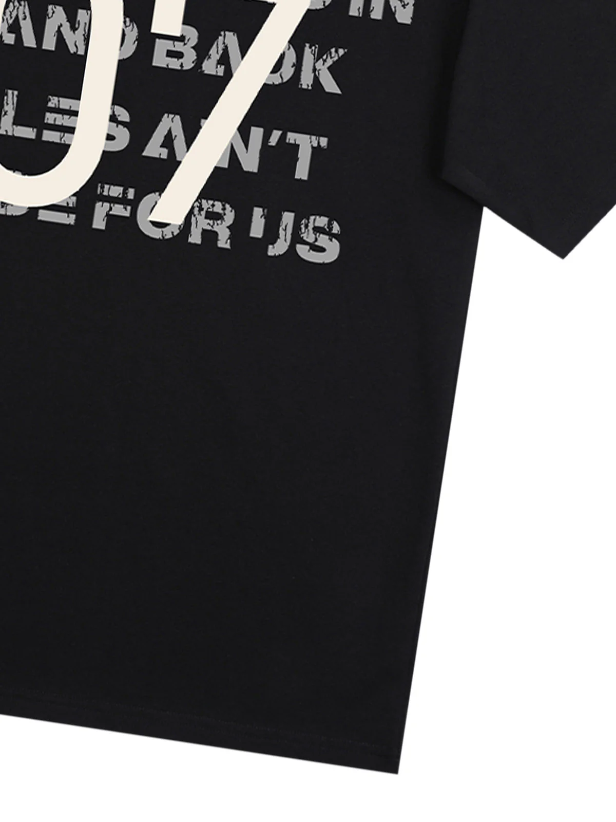 Distressed NO.7 Graphic T-Shirt