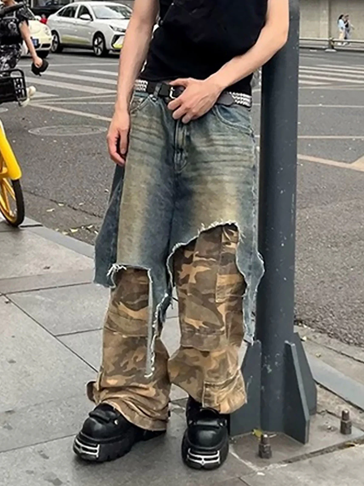 Retro Stitching Faux Two-Piece Camouflage Jeans