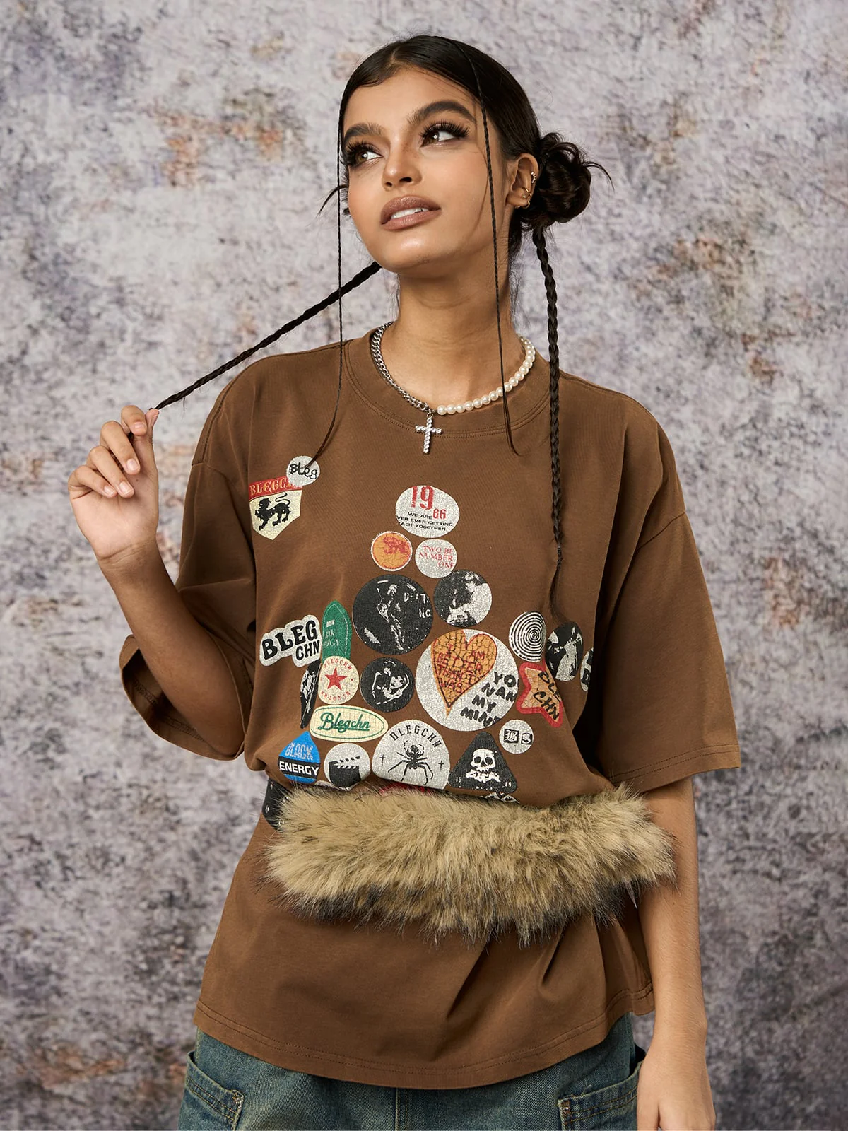 Badge Print Distressed Short Sleeve T-Shirt