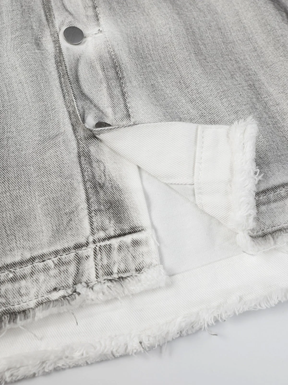 Distressed Denim Embroidery Jacket