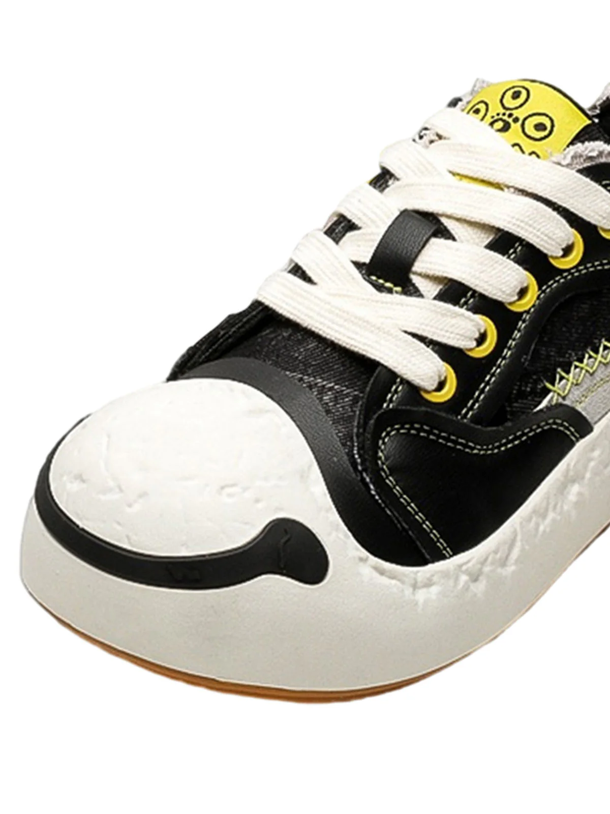 Fun Big Toe Leather Spliced Sneakers