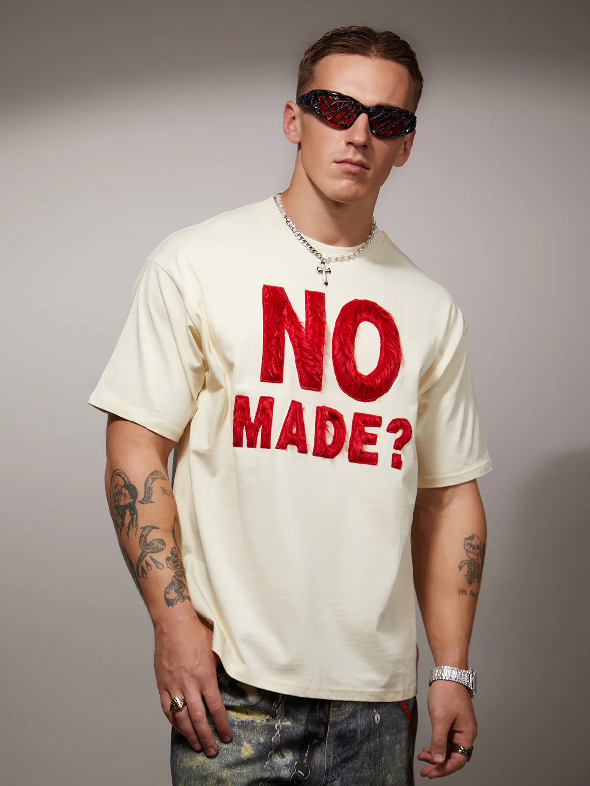 Heavy Retro Patch Embroidered T-shirt - 2398