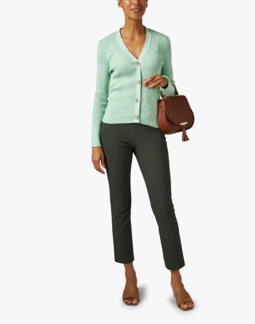 Green Bi-Stretch Pull On Pant