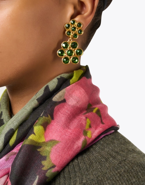Daisy Green Stone Drop Earrings