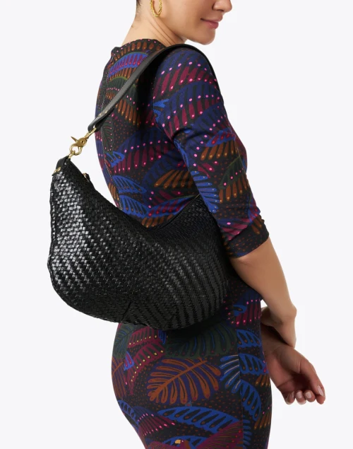 Moyen Black Woven Messenger Bag