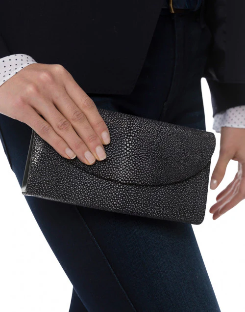 Baby Grande Black Stingray Clutch