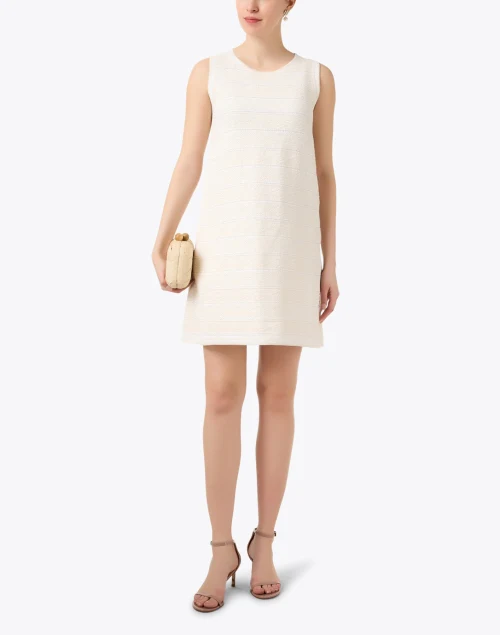 Avorio Ivory Chevron Shift Dress