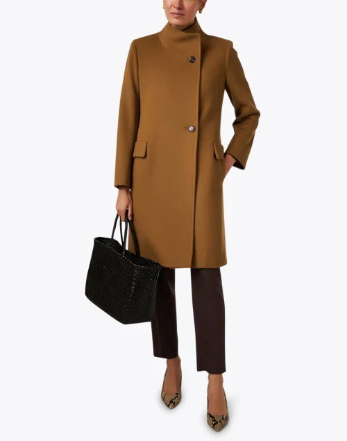 Vicuna Brown Coat