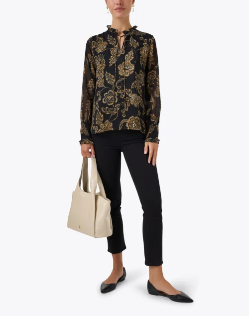 Le High Straight Black Jean