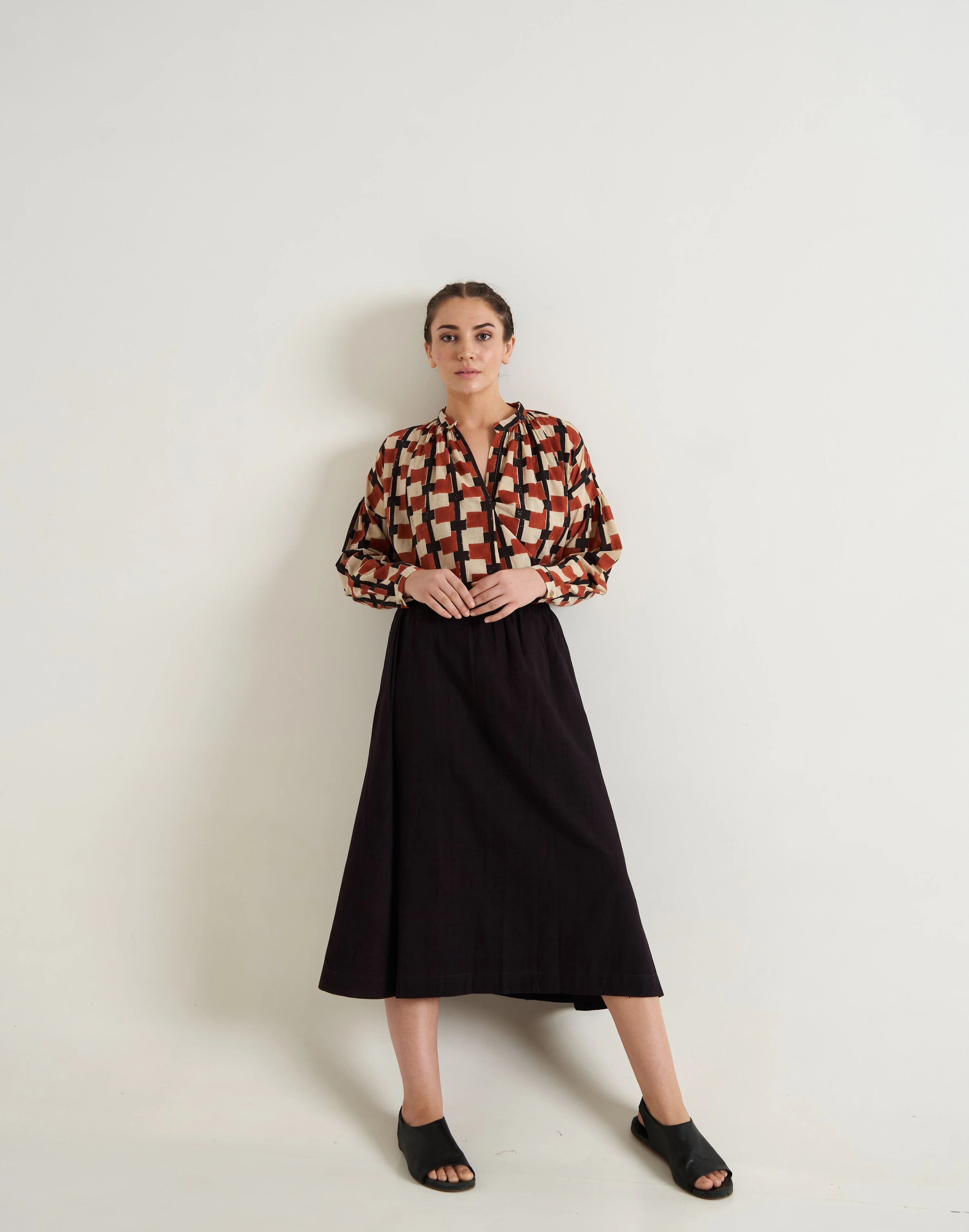 Classic organic black skirt