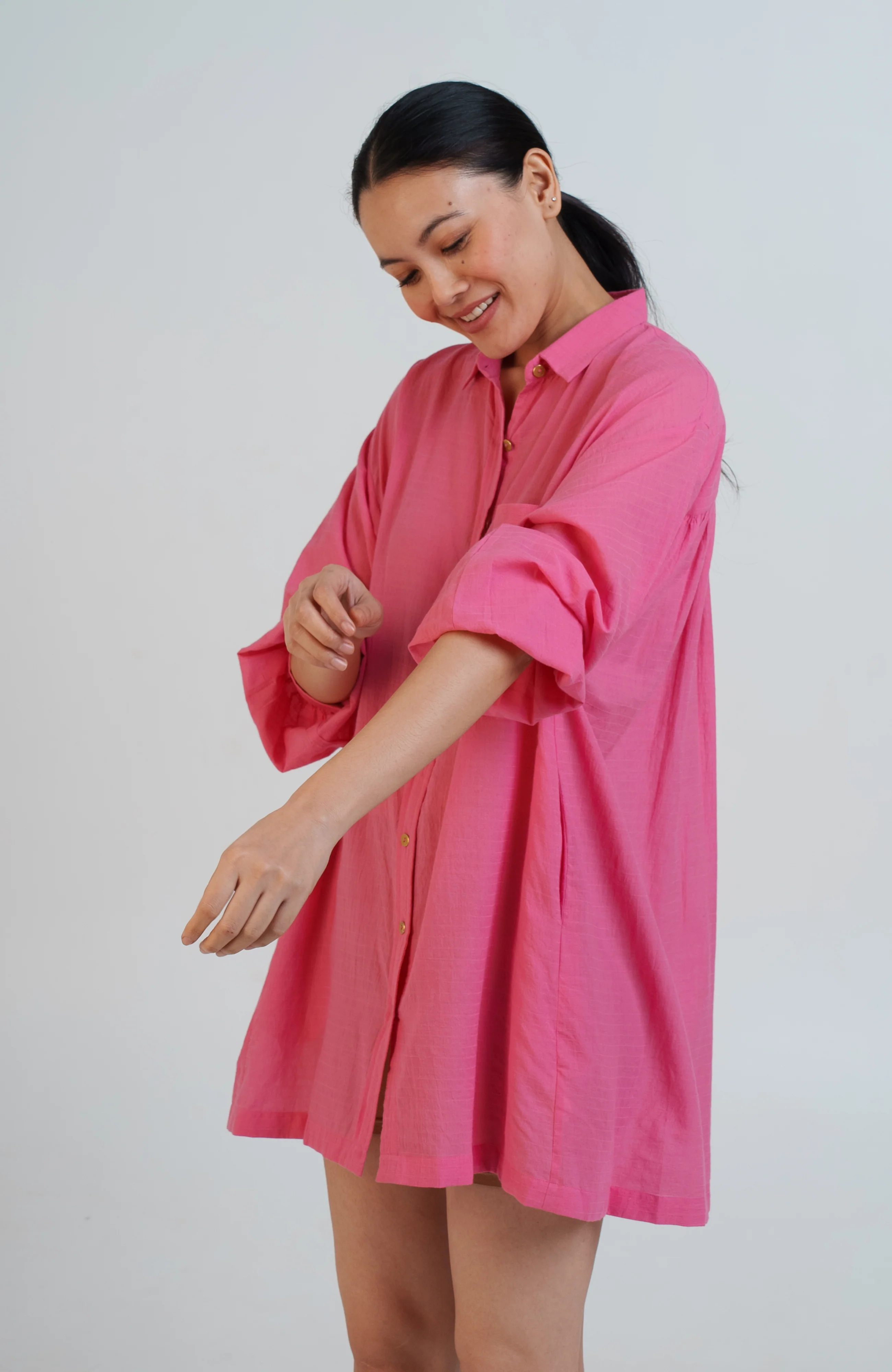 The Get-Away Artist Smock