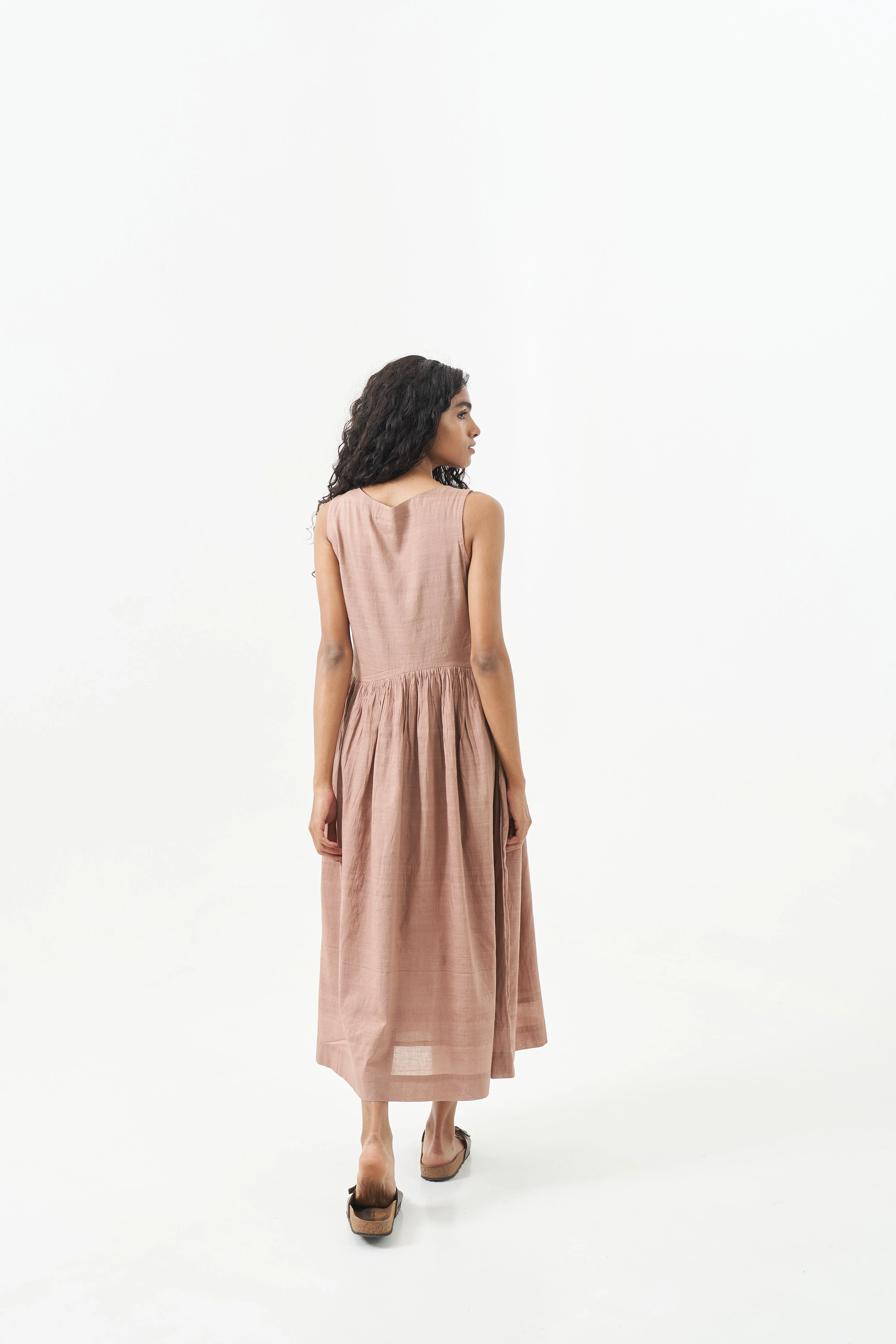 The Garnet Pink midi Dress