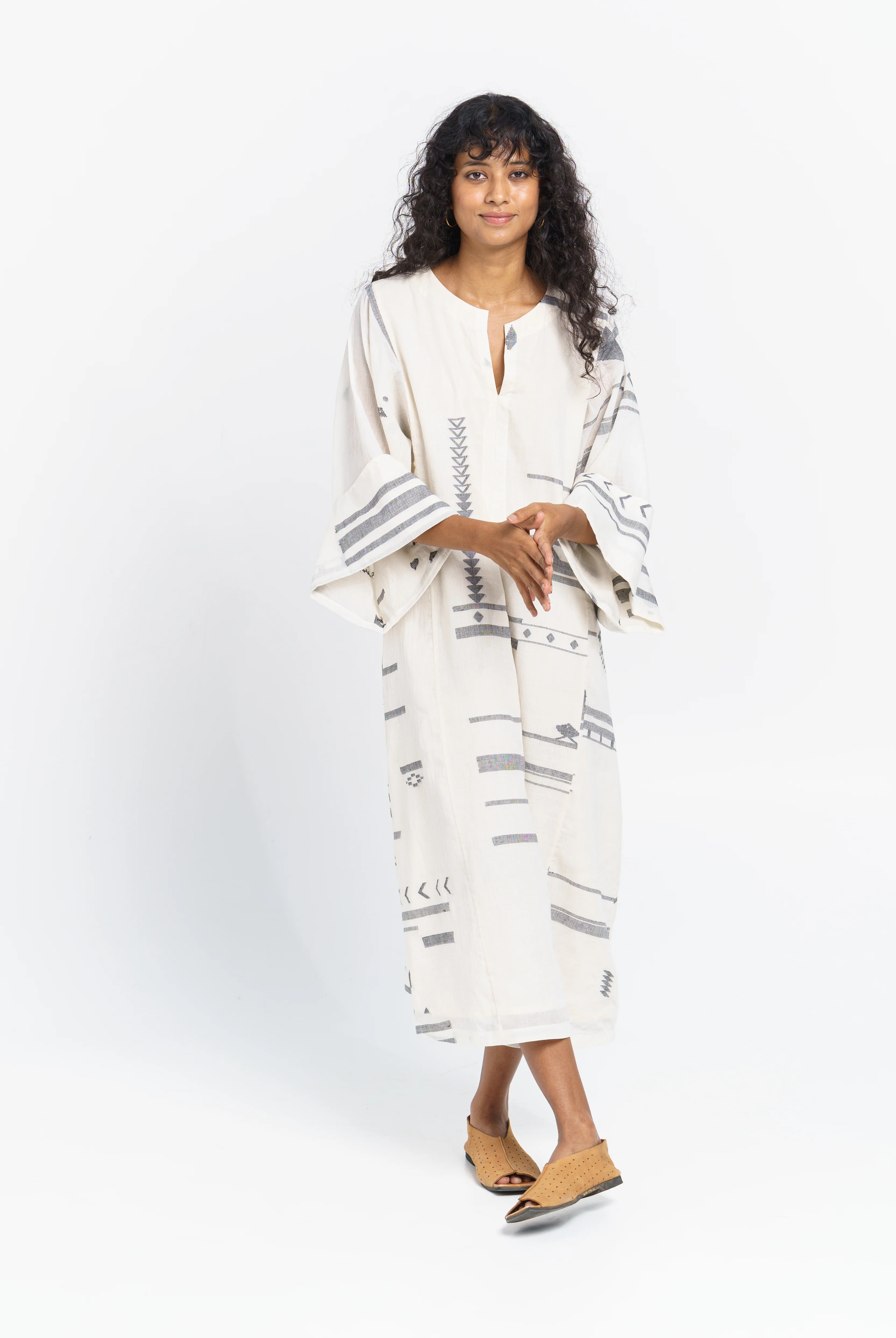 Oversized sleeve straight-cut dress