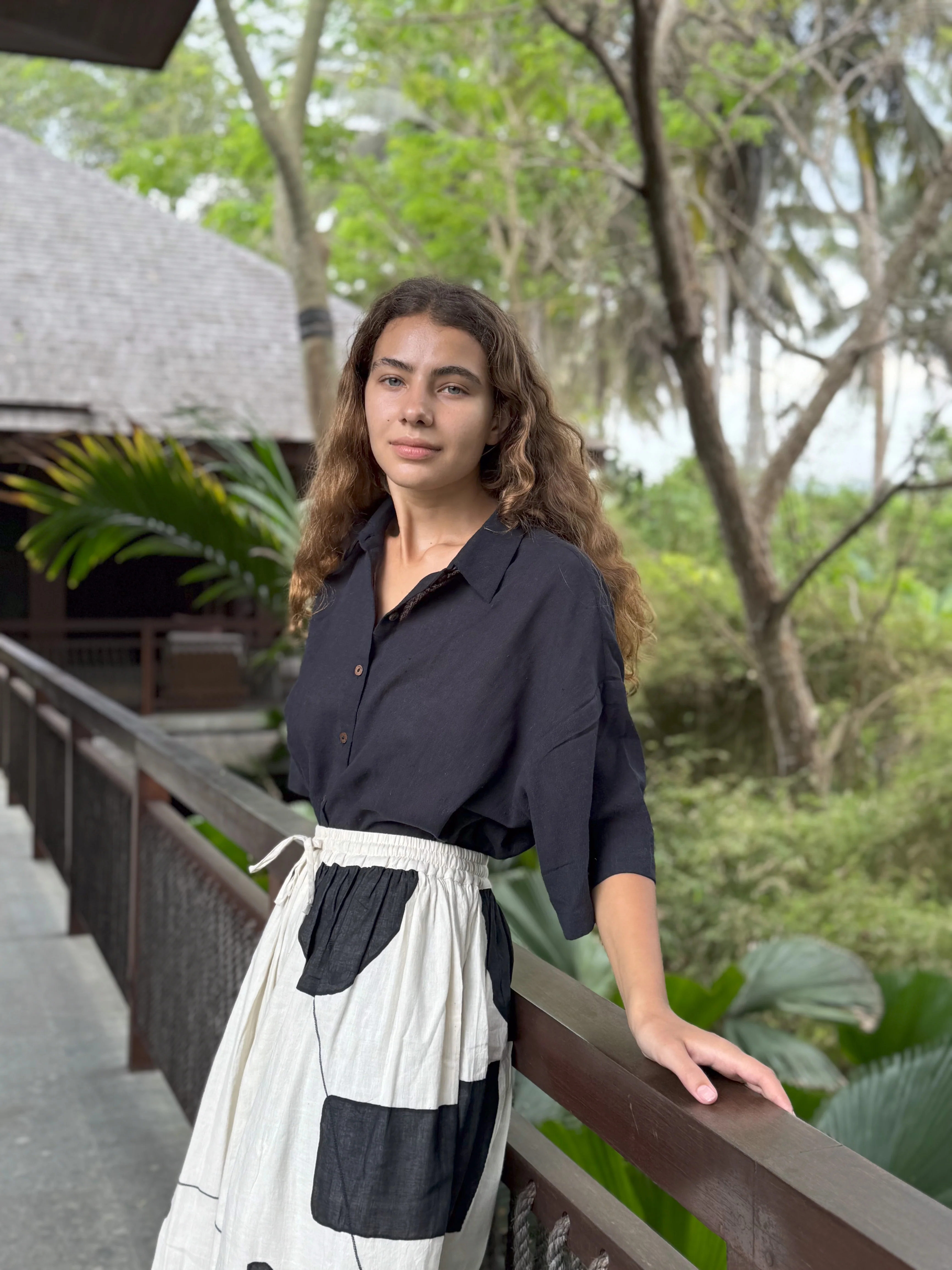 The Easy Black Shirt