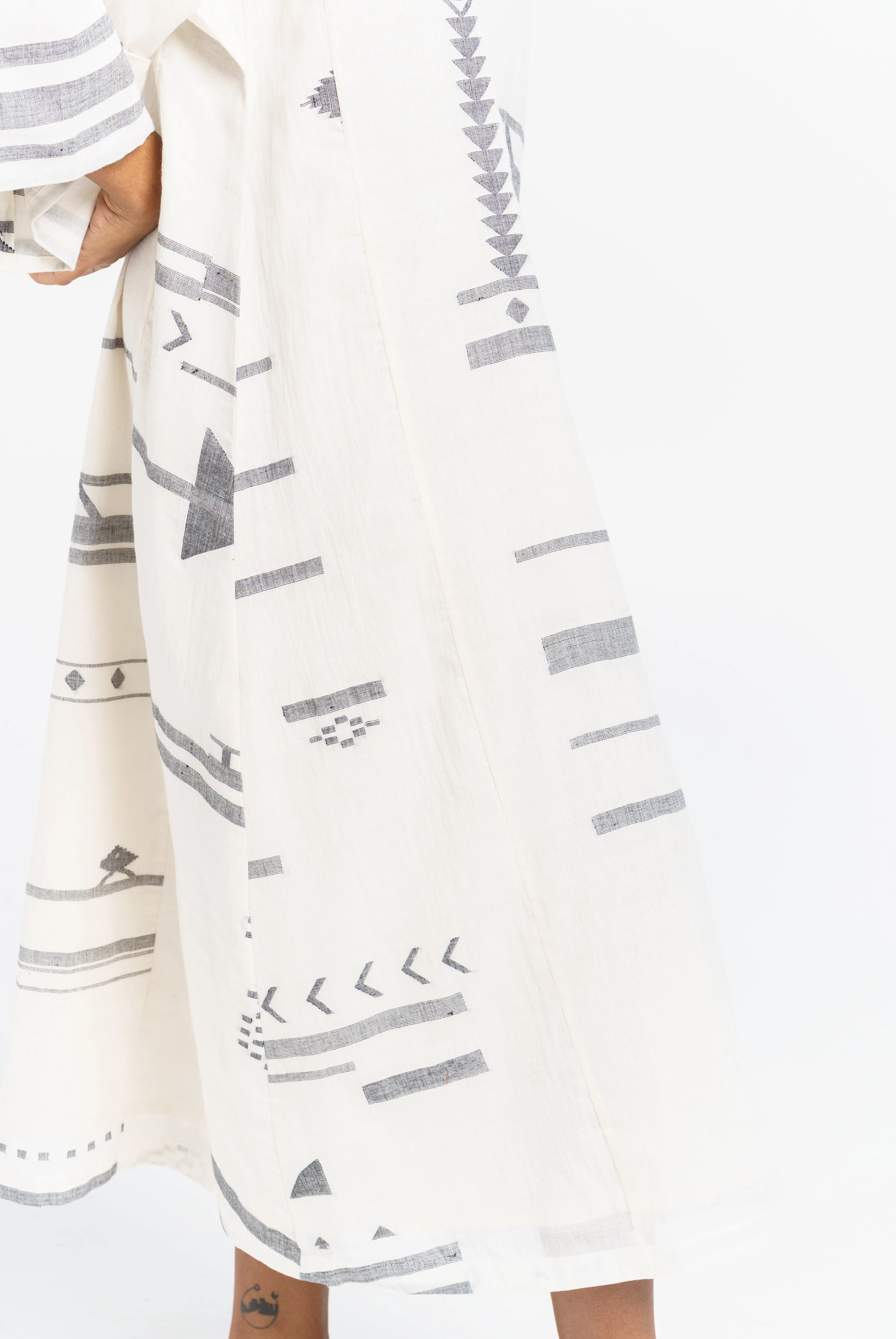 Oversized sleeve straight-cut dress