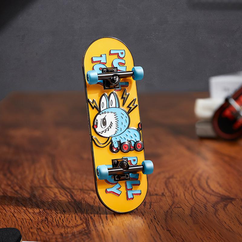 POP MART The Monster Toys Finger Skateboard Badge