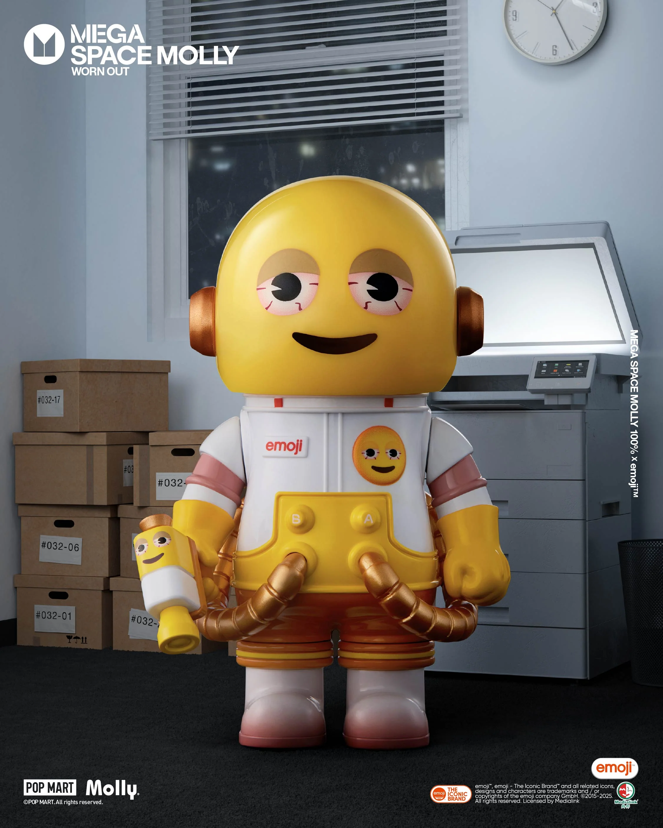 POP MART MEGA SPACE MOLLY 100% × emoji™ Series