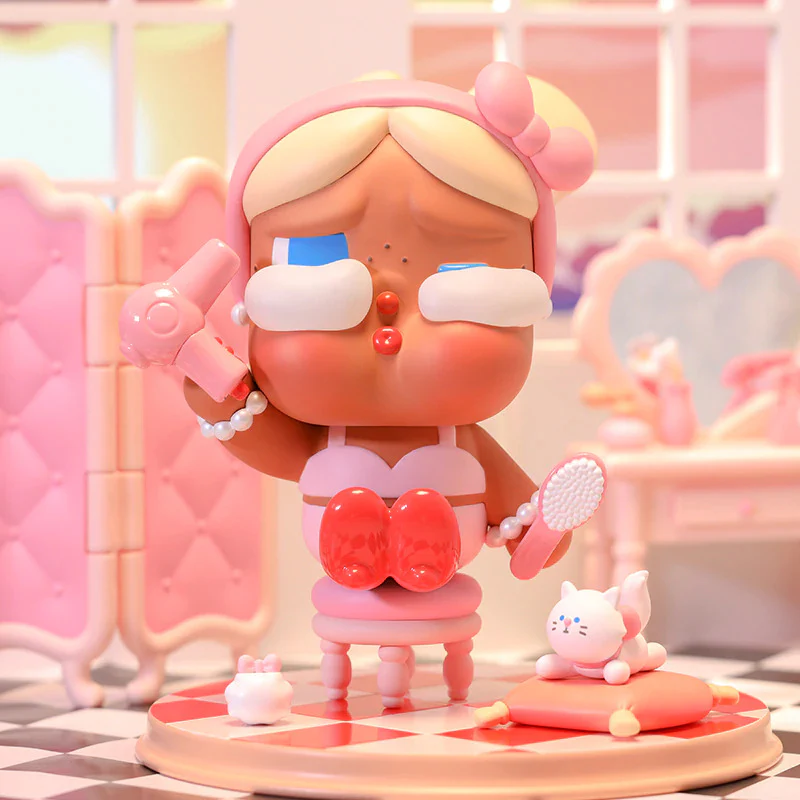 POP MART Crybaby The Dressing Room Figurine Pink Version
