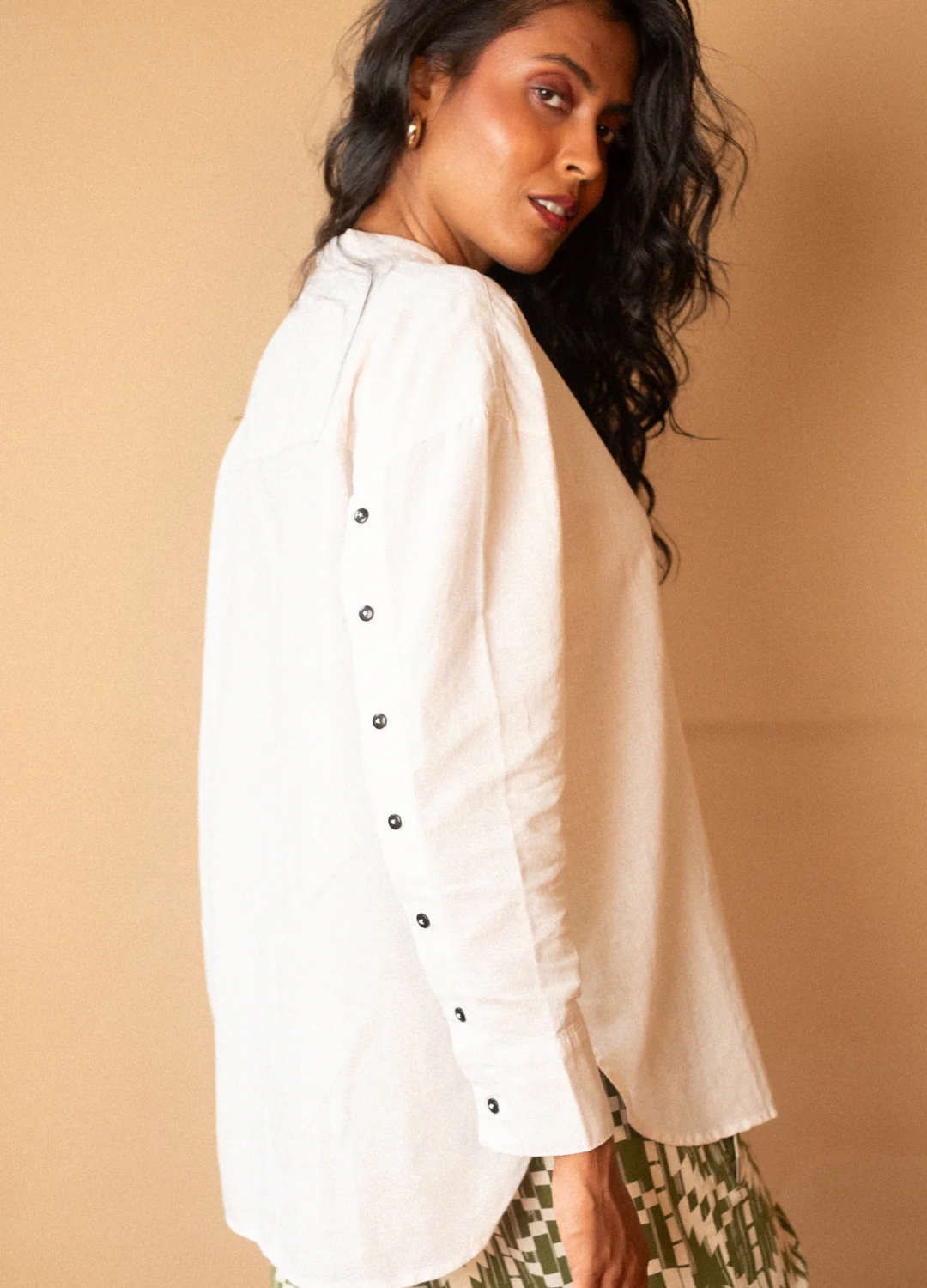 Nargis Linen Shirt In Ivory
