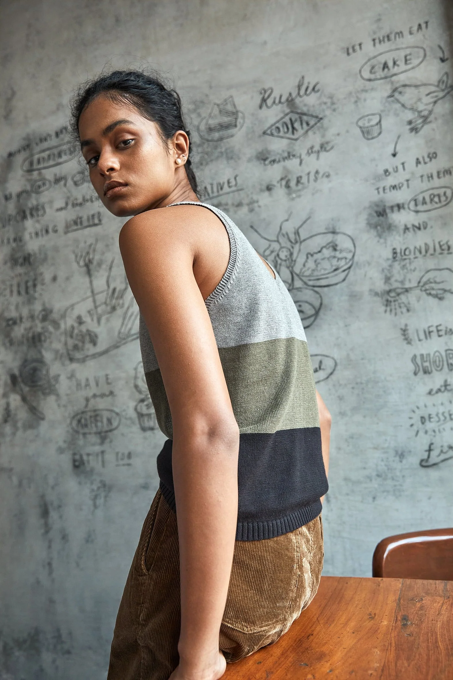 Moss V-Neck Tank Top