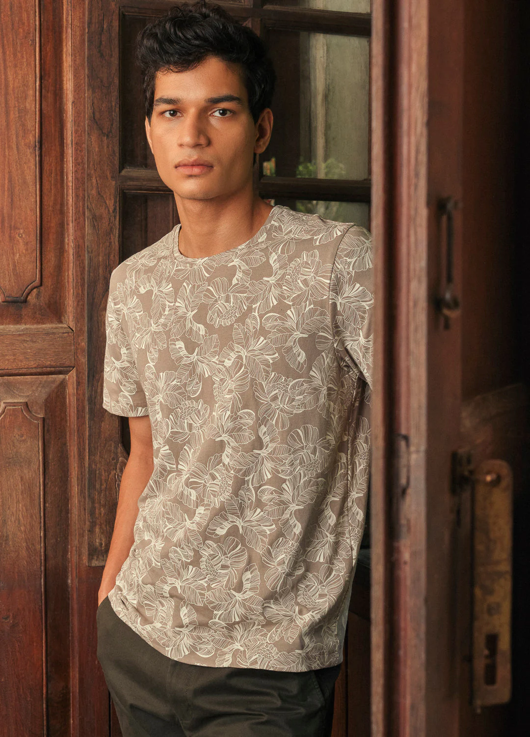Oyster Floral Tee