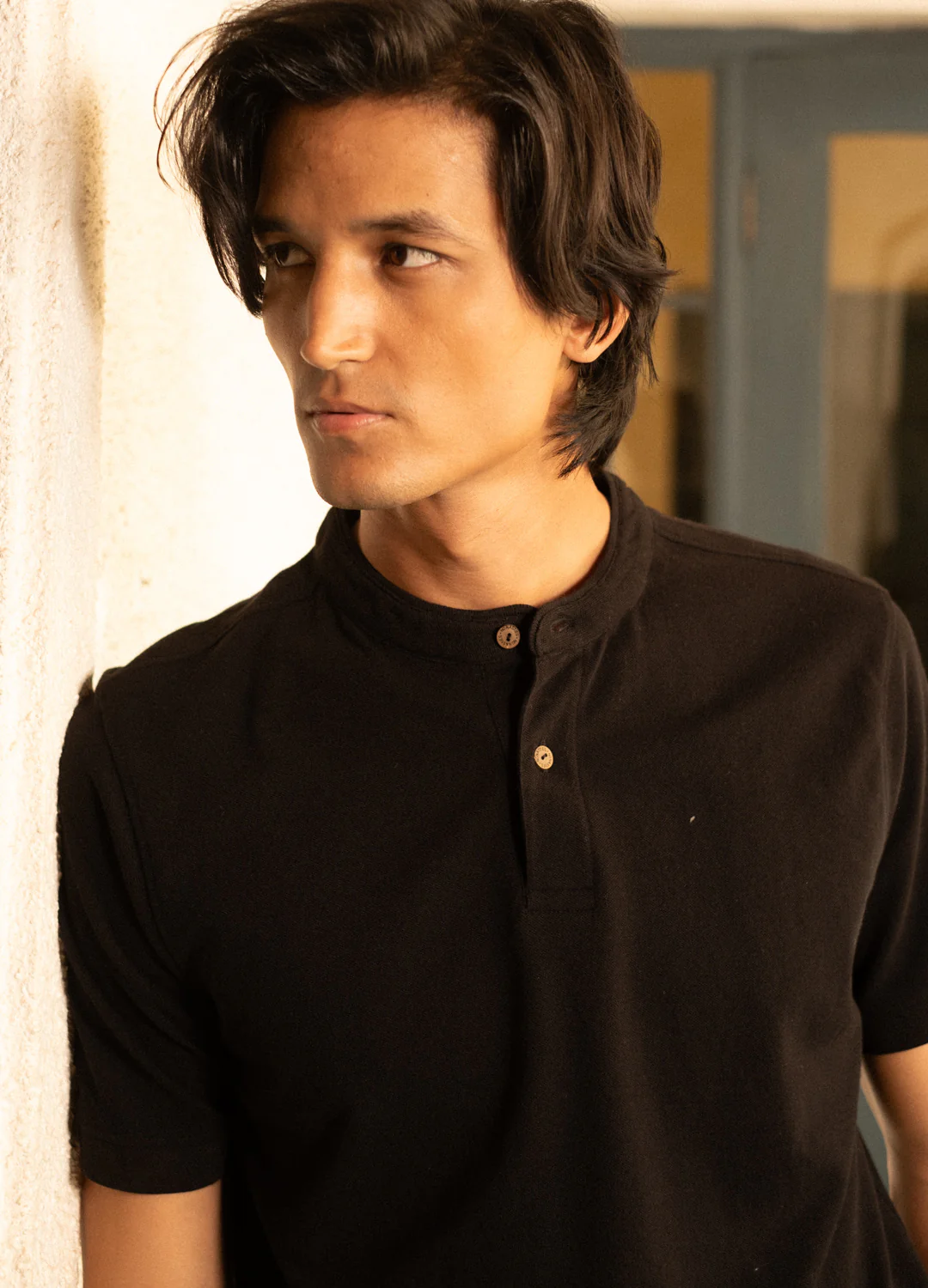 Noir Half-Sleeve Henley