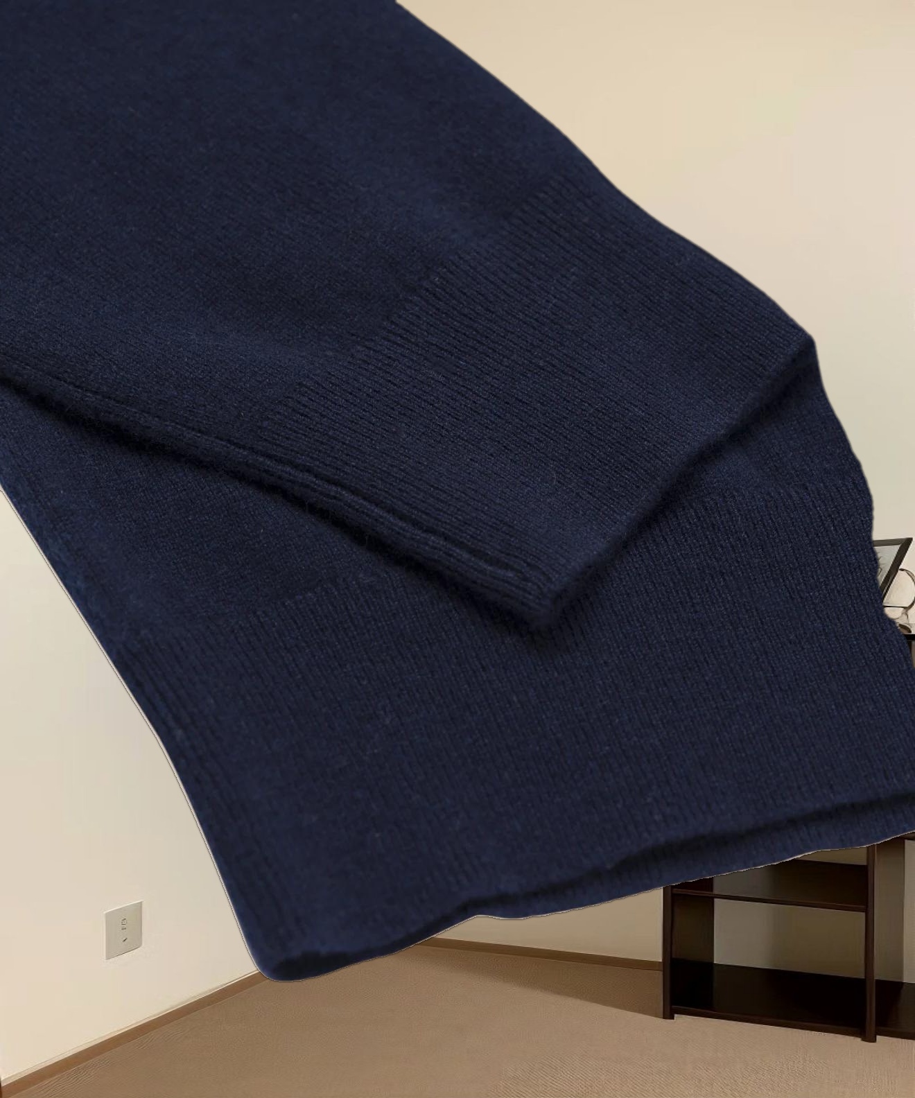 Cashmere Marina Crewneck