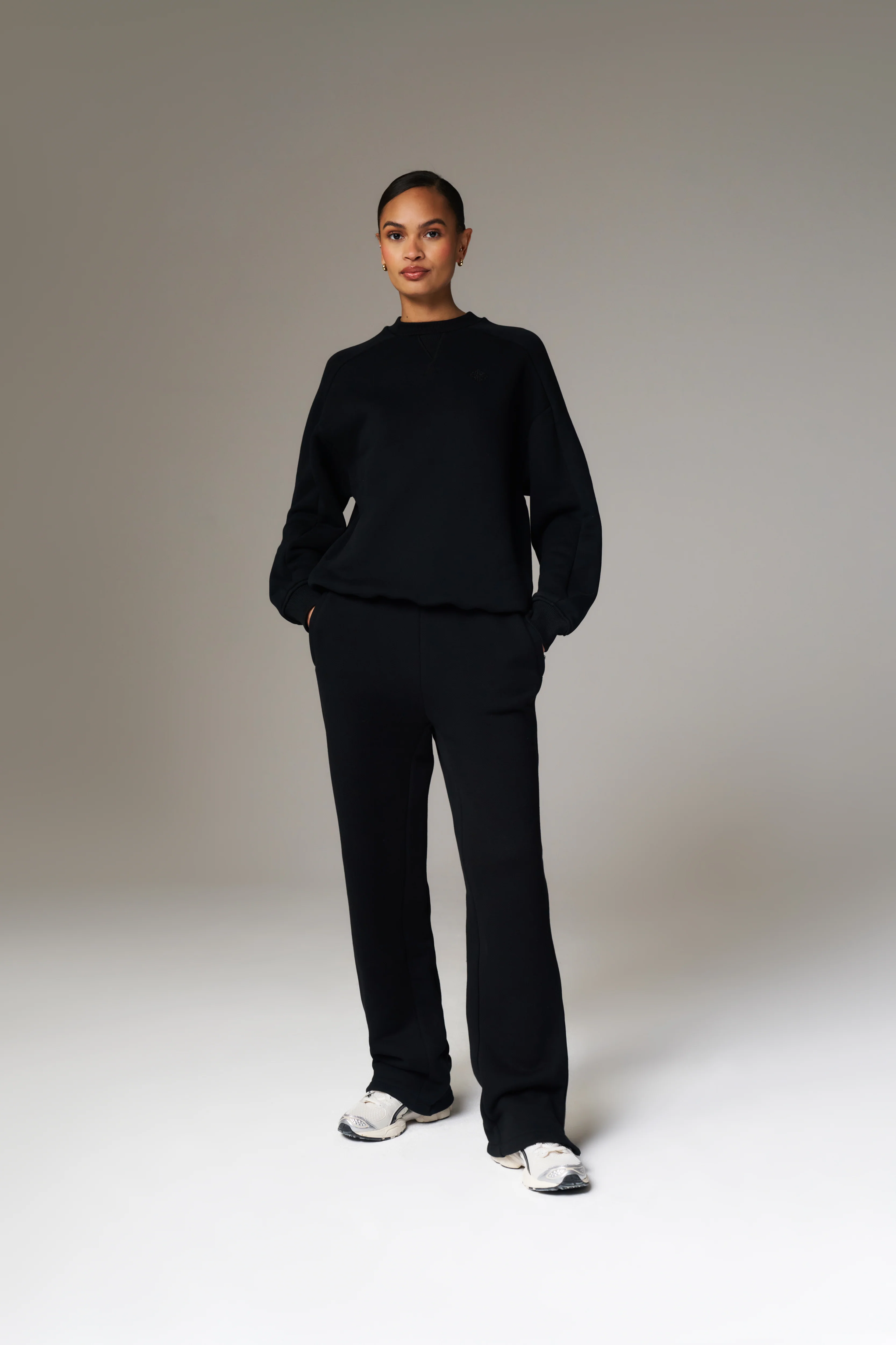 LAUNDERED CLASSICS STRAIGHT LEG JOGGERS - WASHED BLACK