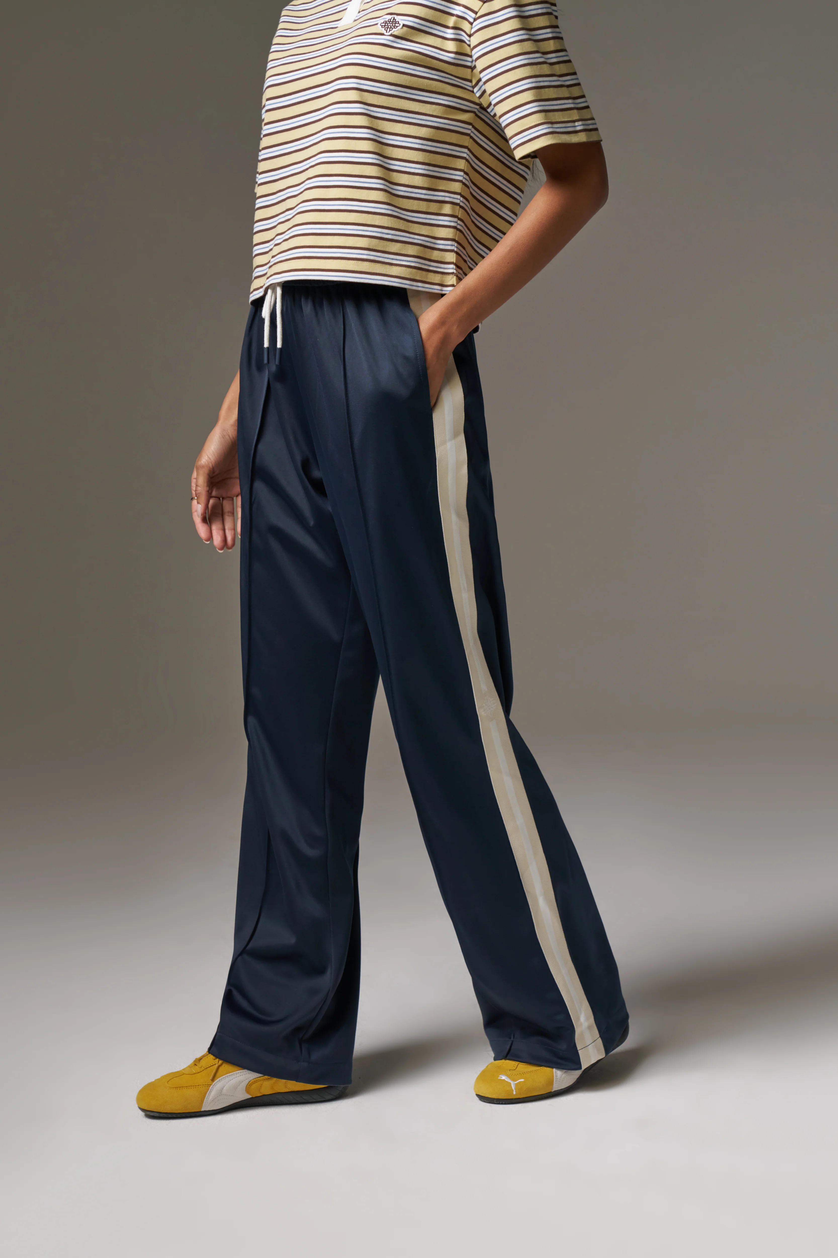 SIDE STRIPE WIDE LEG JOGGERS - NAVY