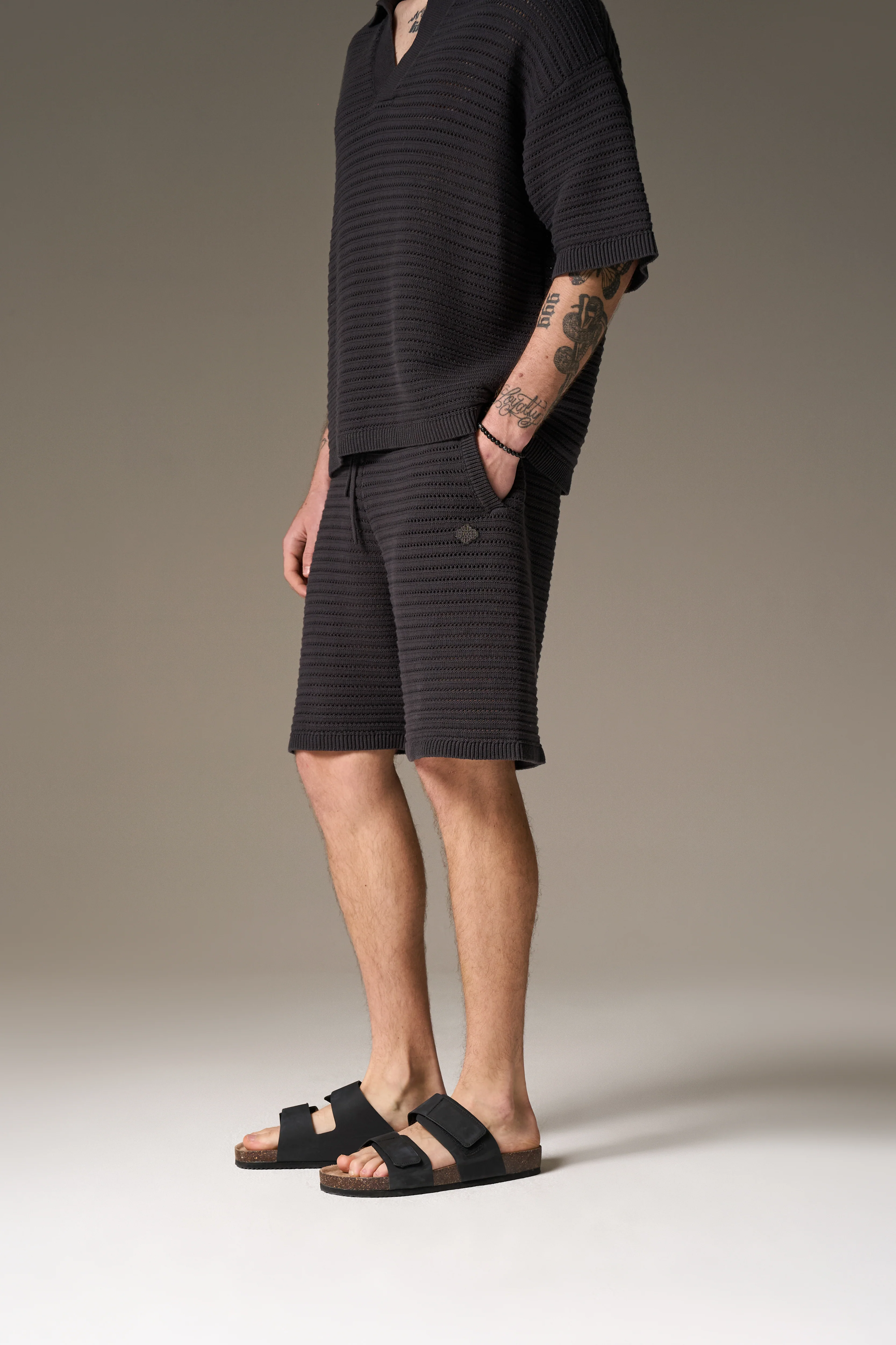 KNITTED SHORTS - CHARCOAL
