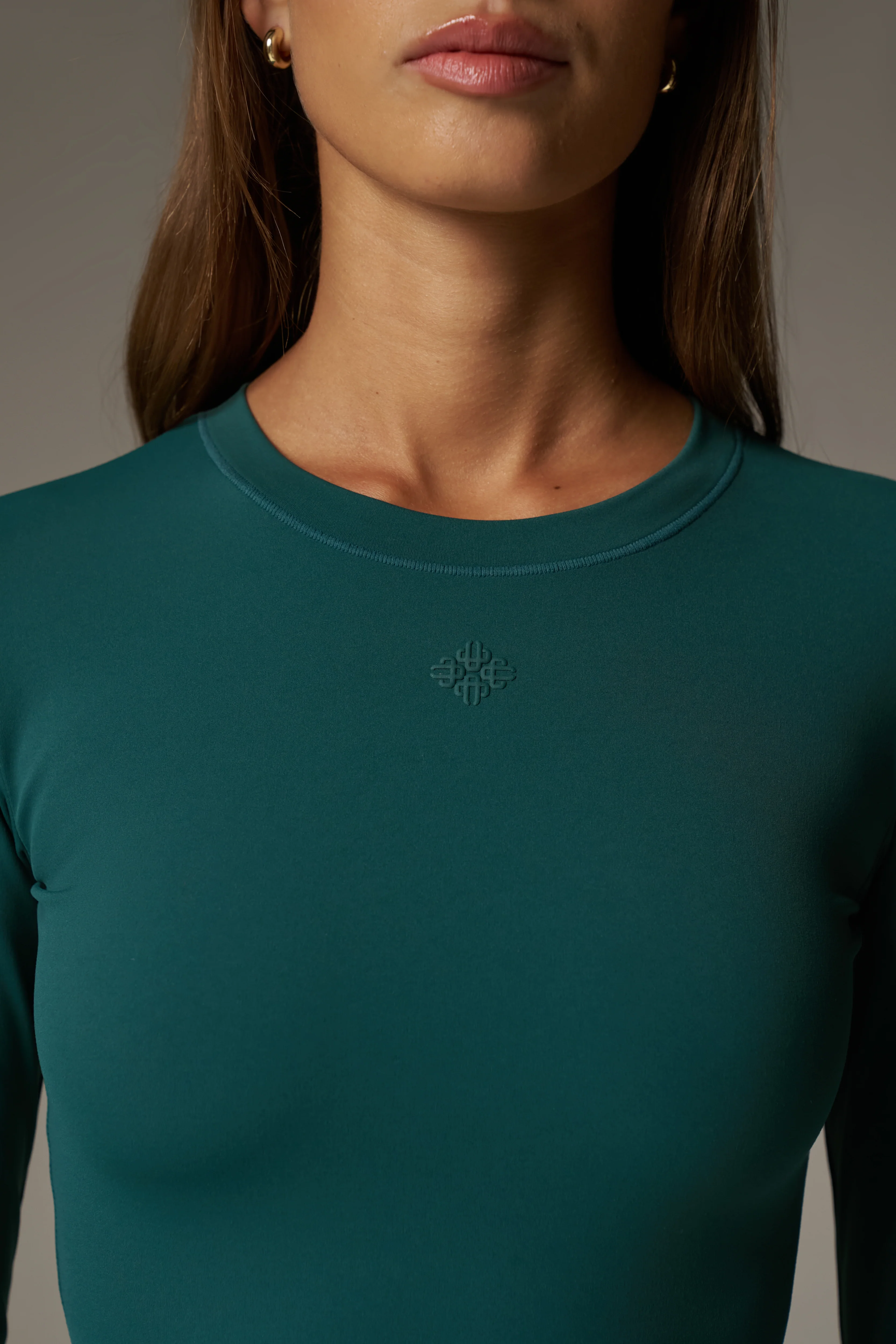 SCULPTING STRETCH LONG SLEEVE TOP - FOREST GREEN