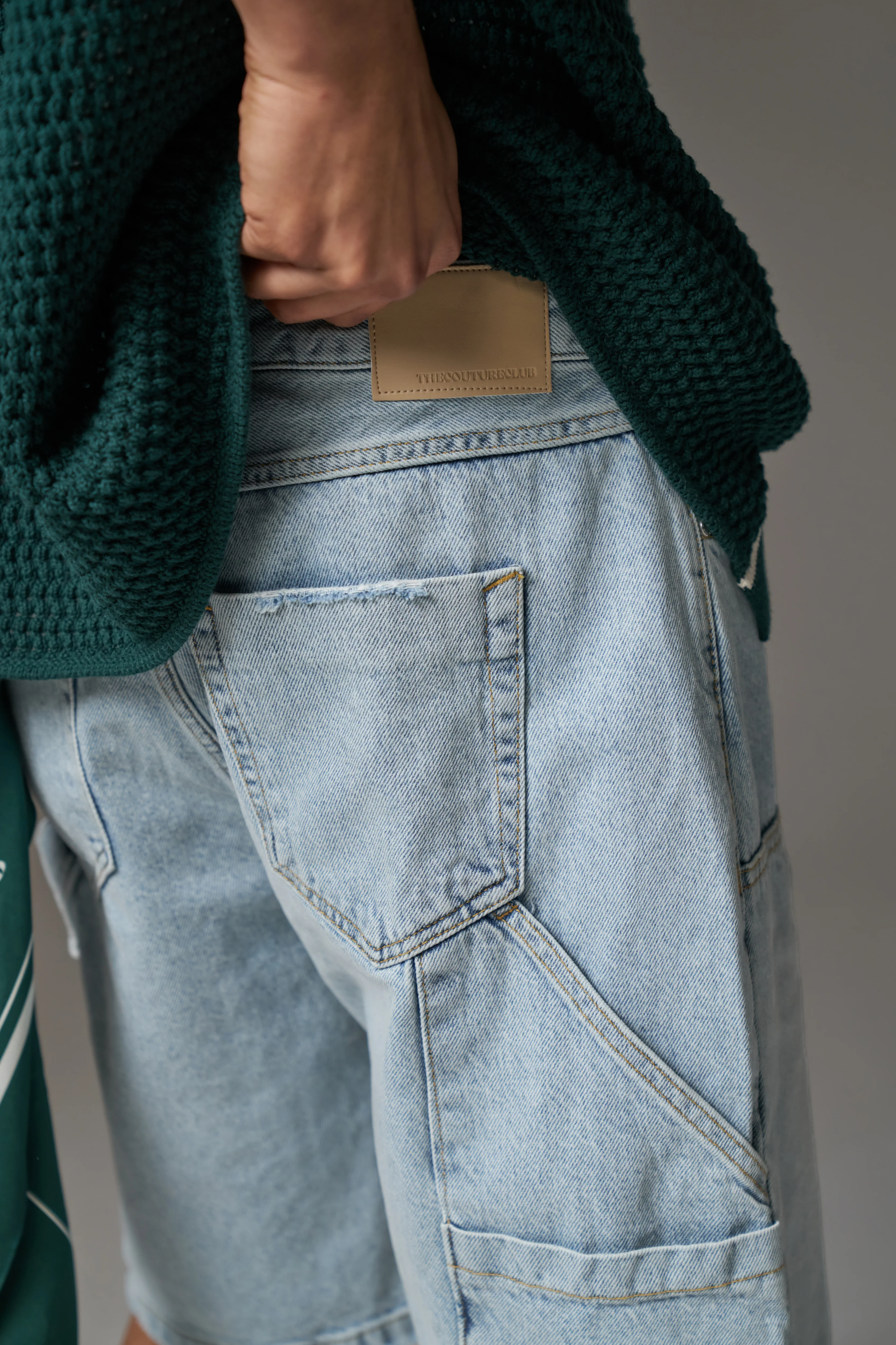 DENIM CARPENTER SHORTS - BLUE WASH