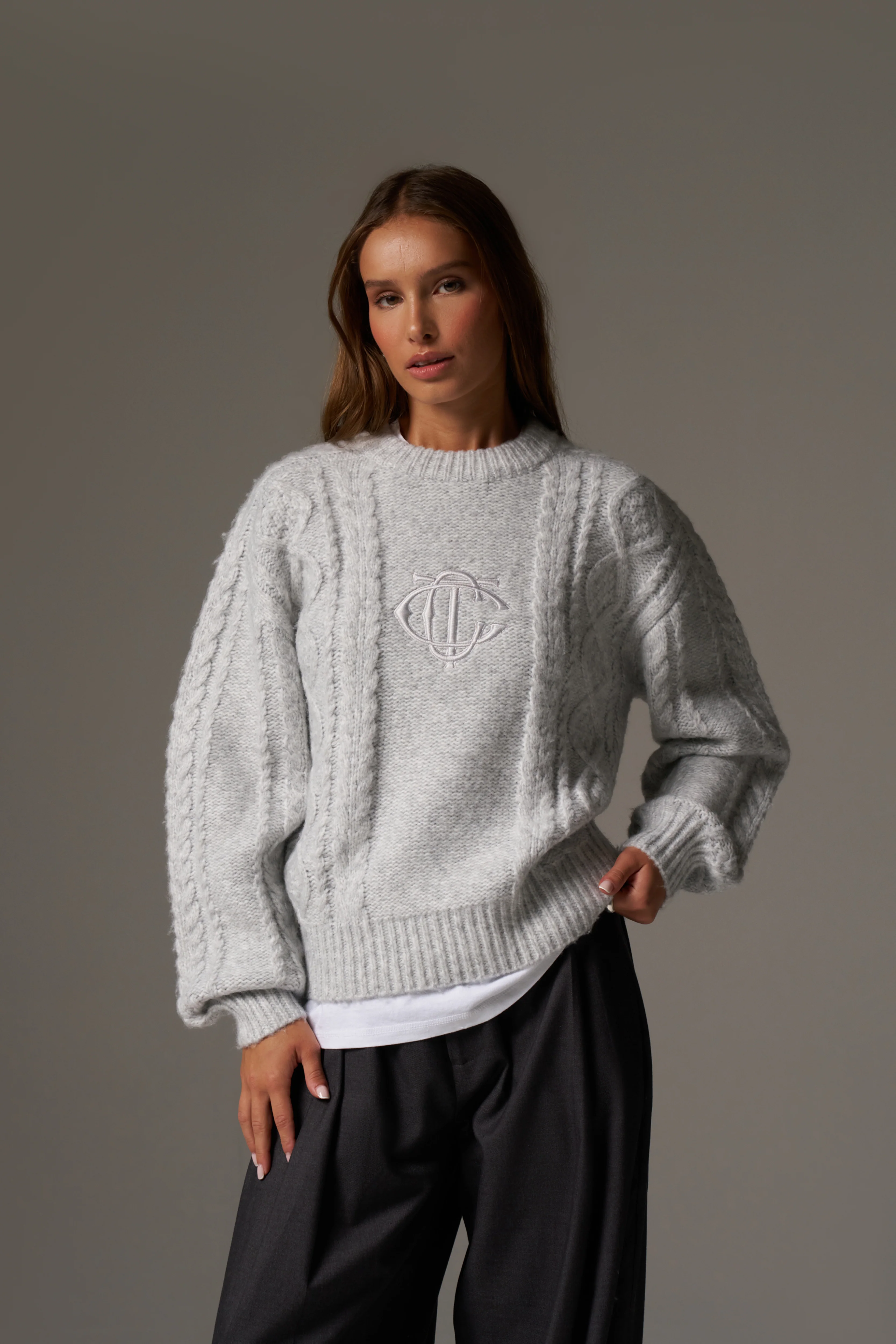 CABLE KNIT EMBROIDERED EMBLEM JUMPER - GREY MARL