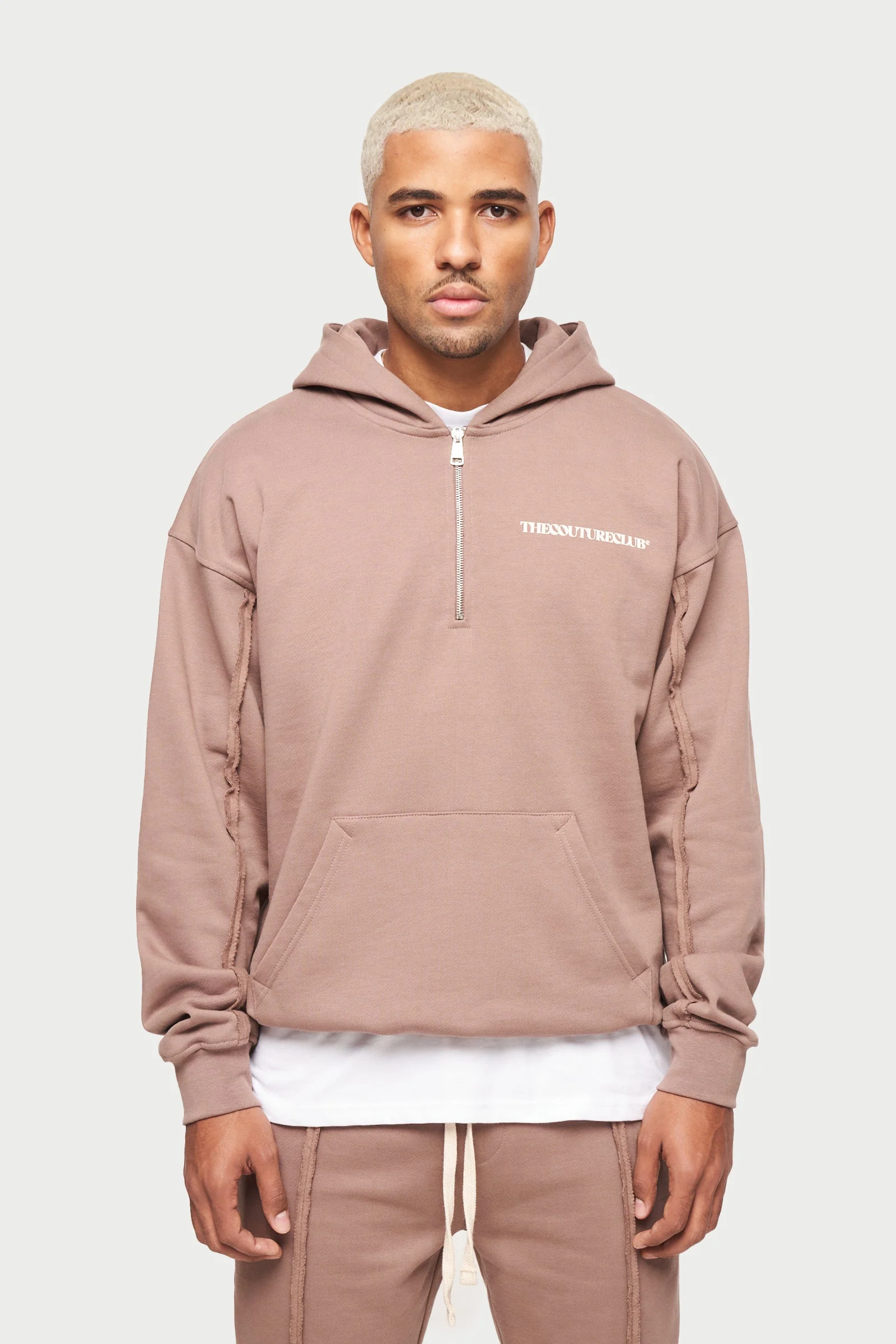RAW SEAM QUARTER ZIP HOODIE - MOCHA
