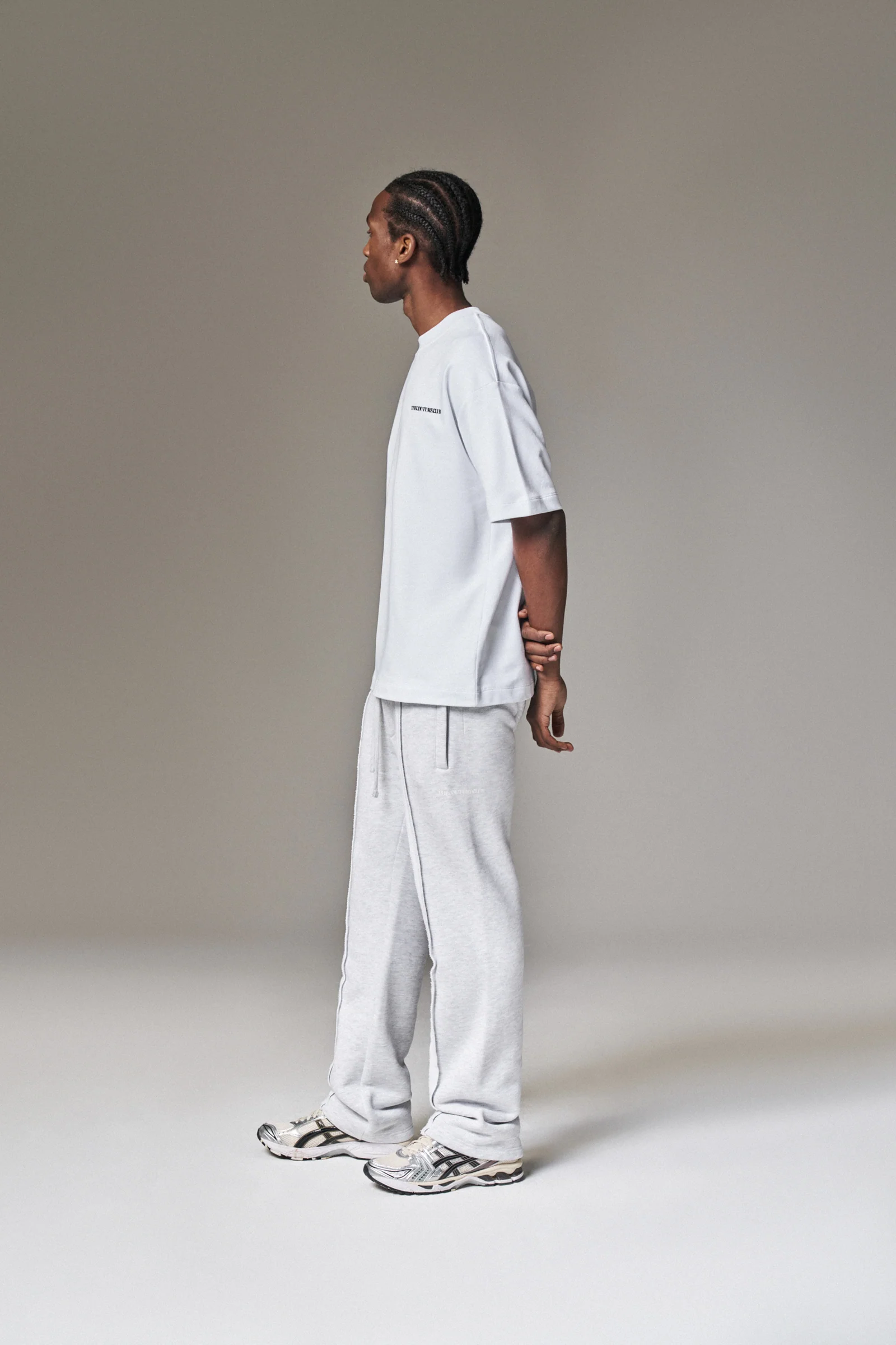 HEAVYWEIGHT COPYRIGHT T-SHIRT - WHITE