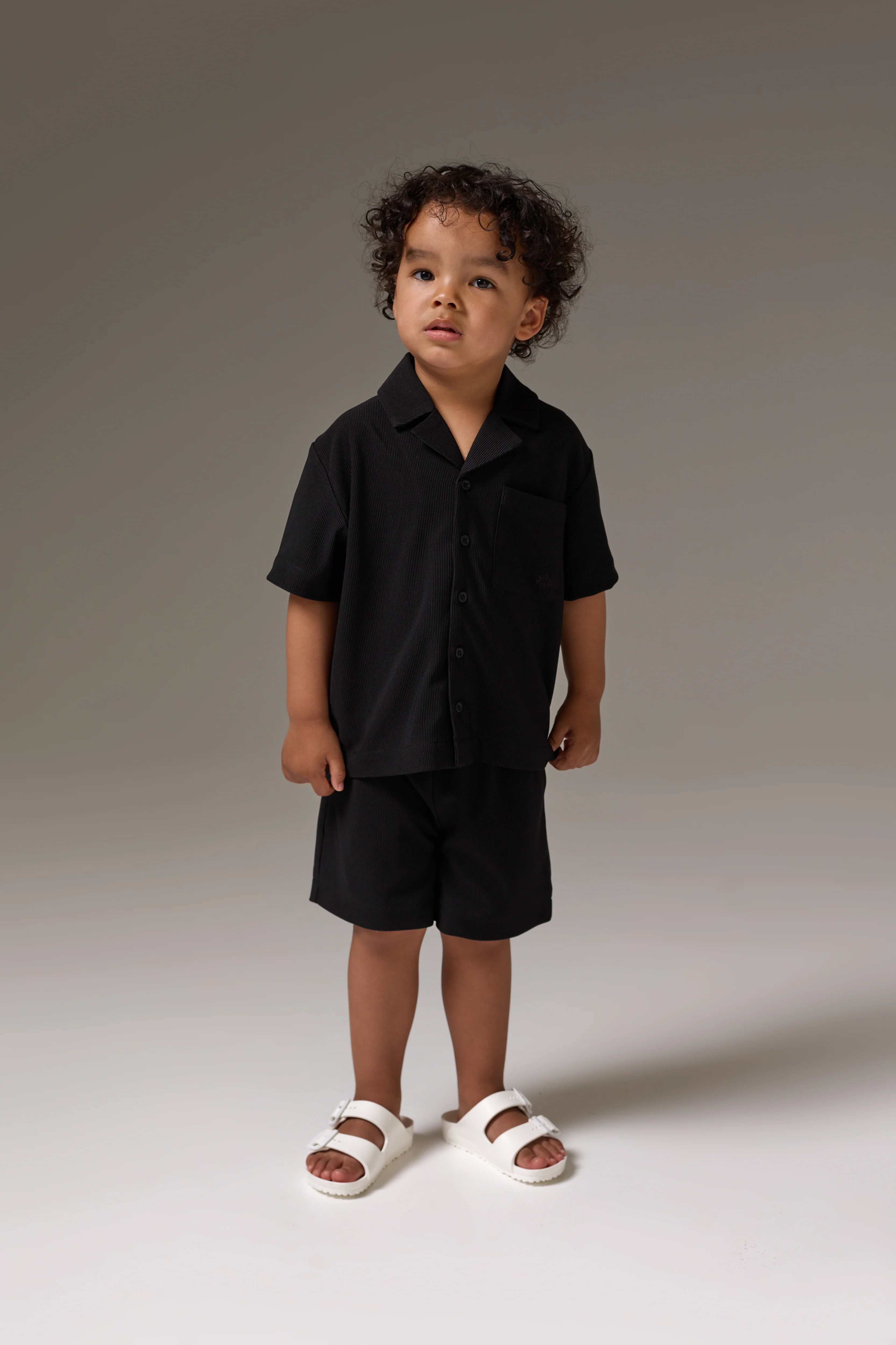 KIDS RIBBED SHORTS - BLACK