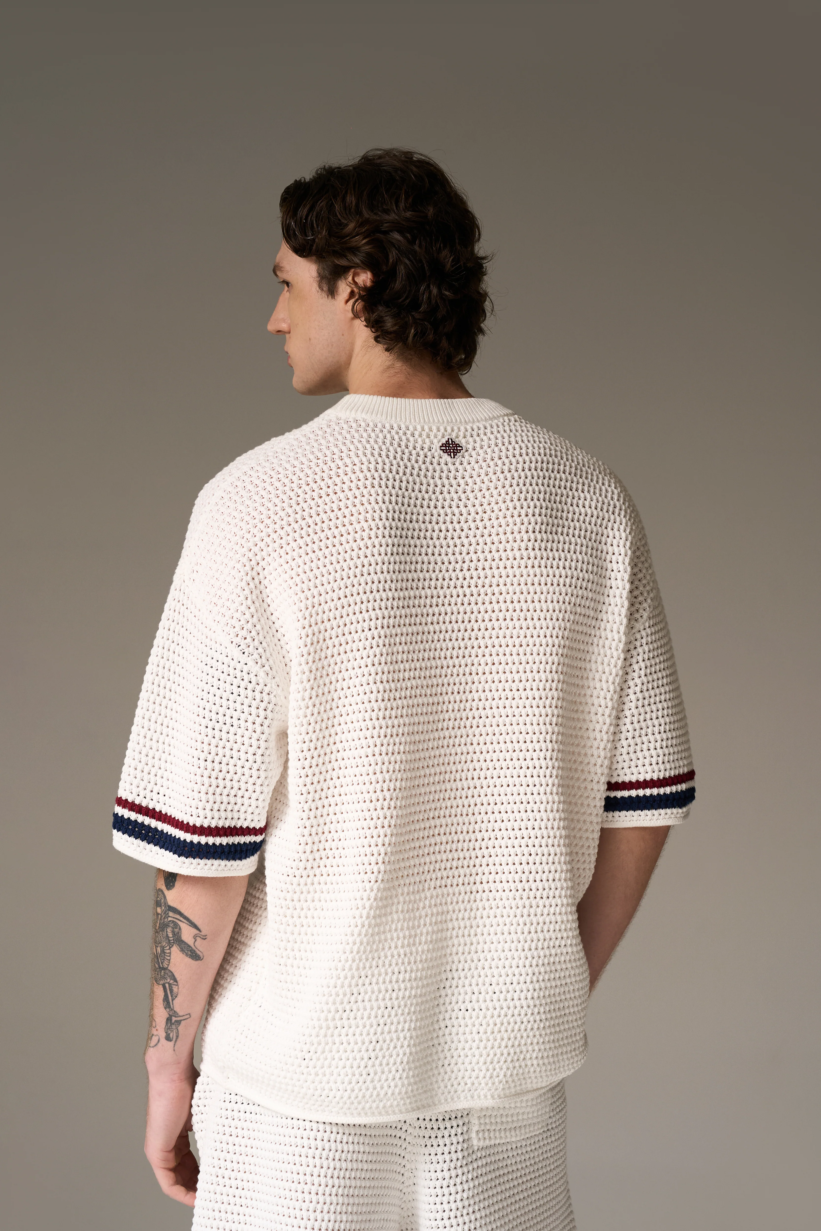 STRIPE CROCHET KNIT T-SHIRT - BURGUNDY