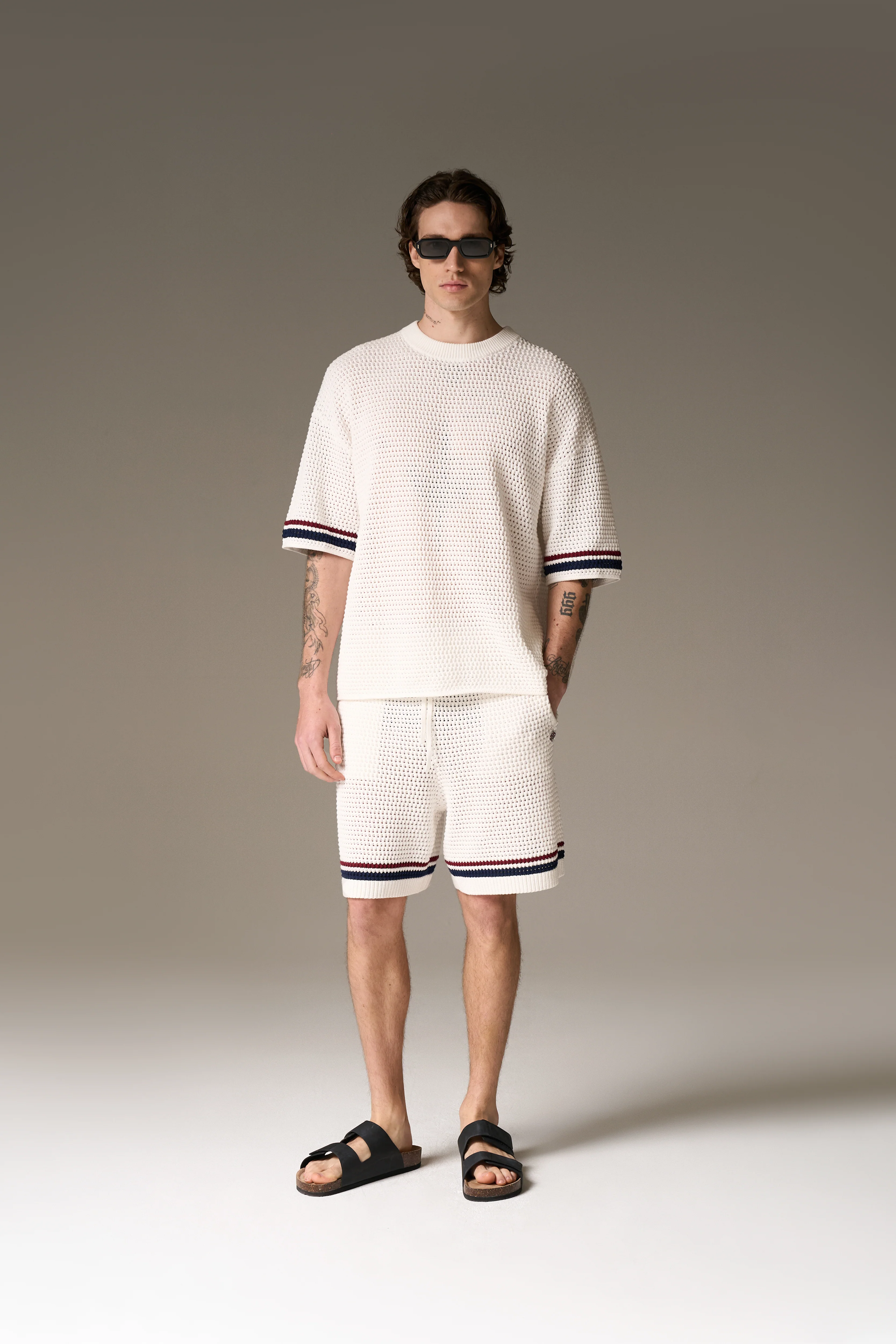 STRIPE CROCHET KNIT T-SHIRT - BURGUNDY