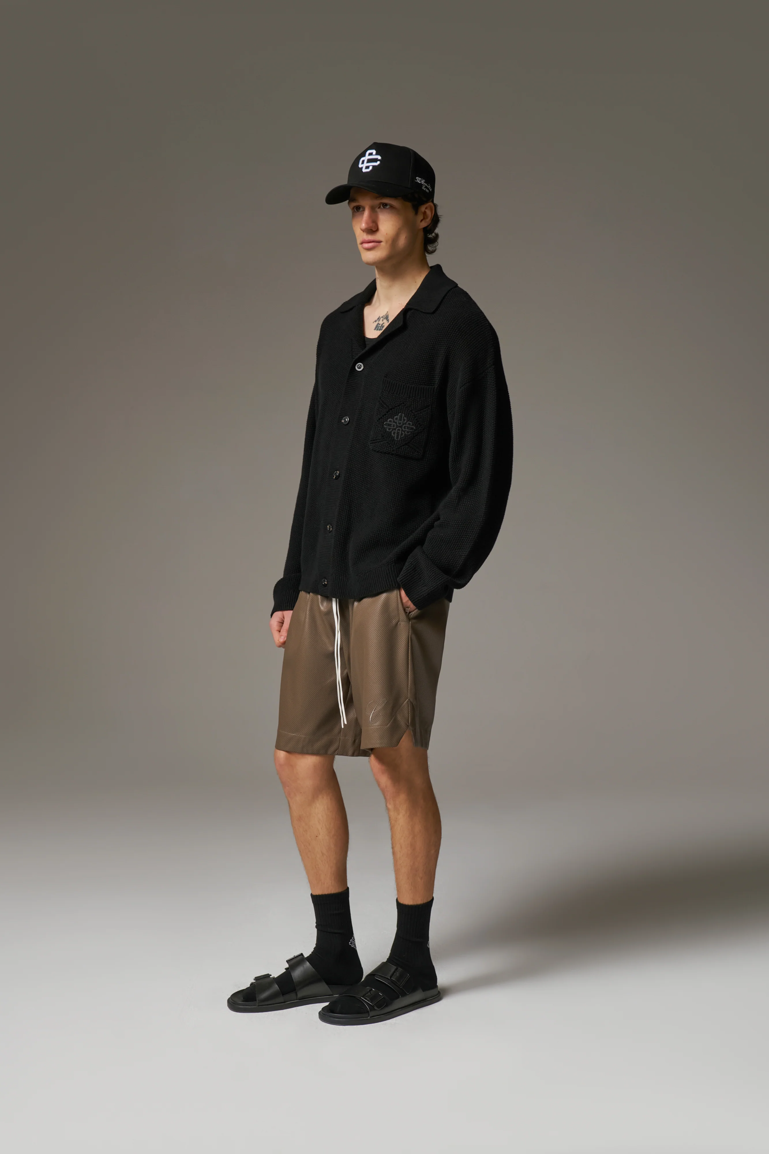 CROCHET KNITTED EMBLEM POCKET SHIRT - BLACK