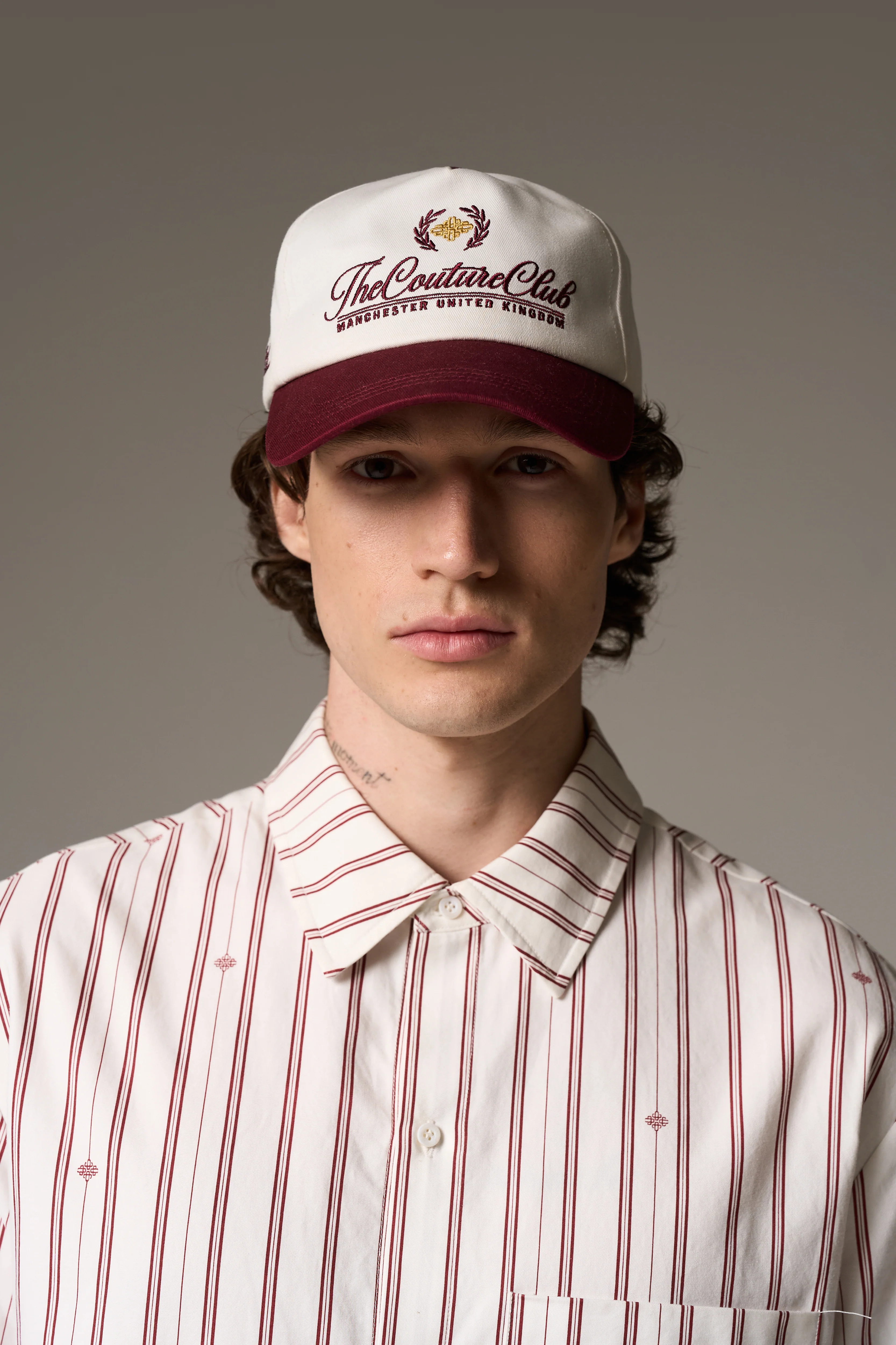LAUREL EMBROIDERY CAP - BURGUNDY